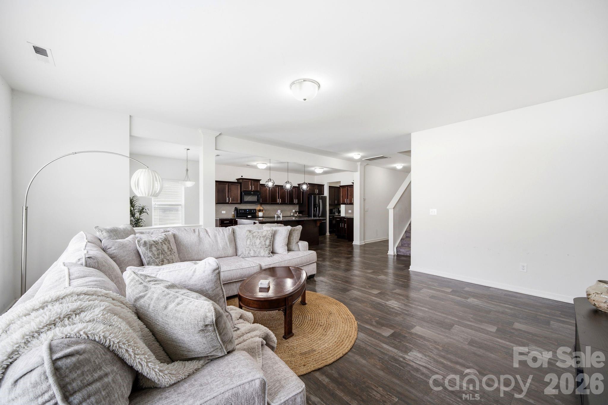 1249 Ettrick Avenue Property Photo 5