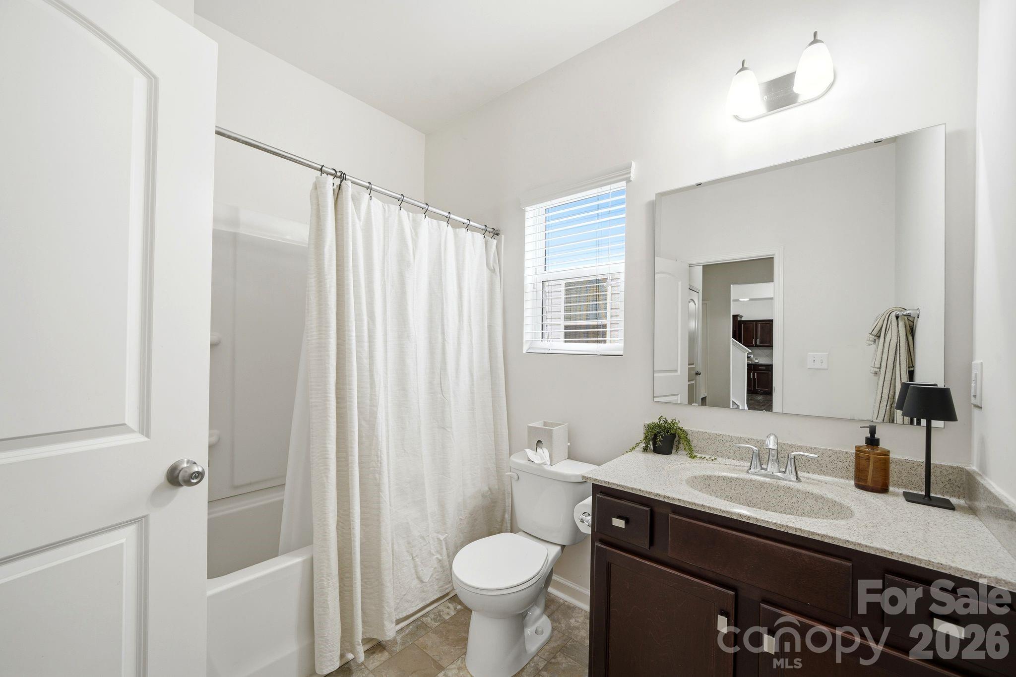 1249 Ettrick Avenue Property Photo 18