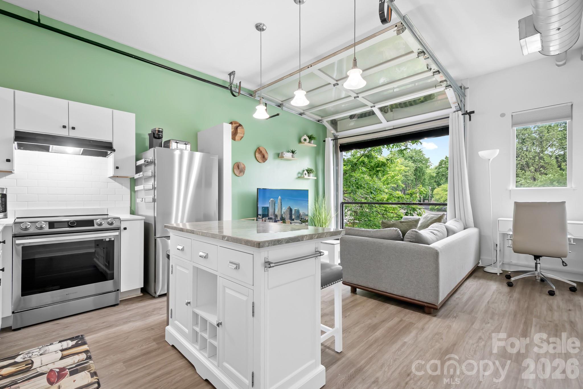 1611 Central Avenue 300 Property Photo 14