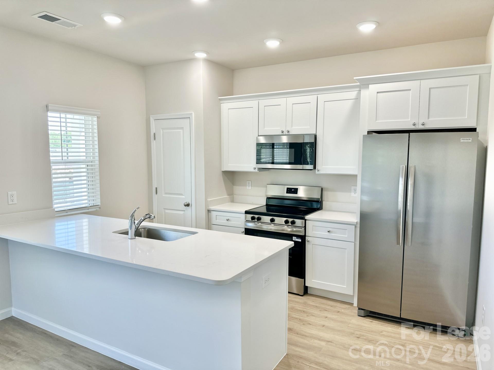 2290 Marsh Hawk Street Rose Property Photo 4