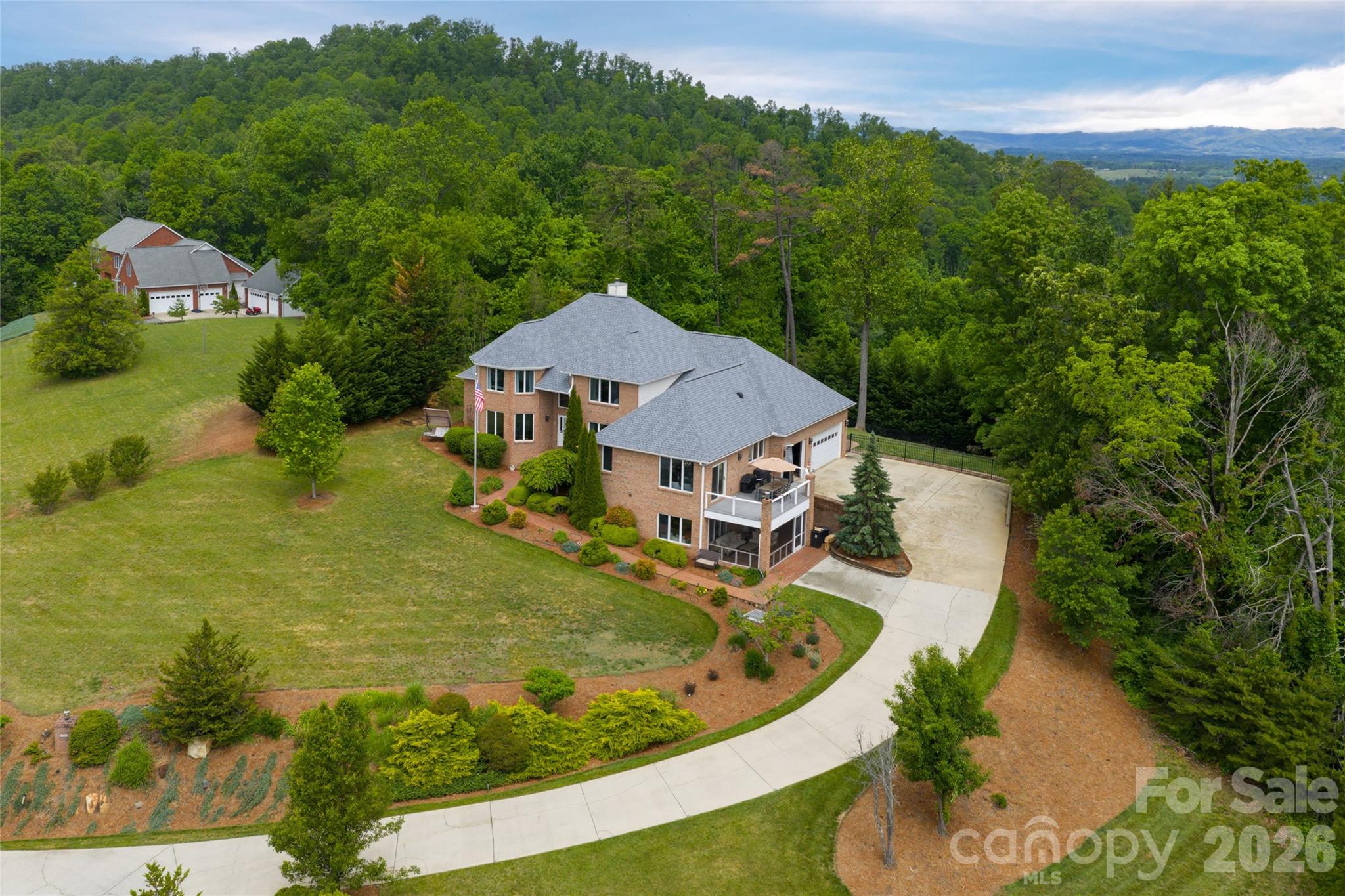 153 Mills Place Property Photo 47