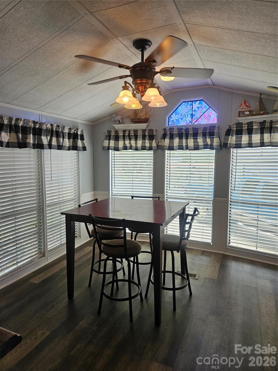 157 Dogwood Circle Property Photo 12