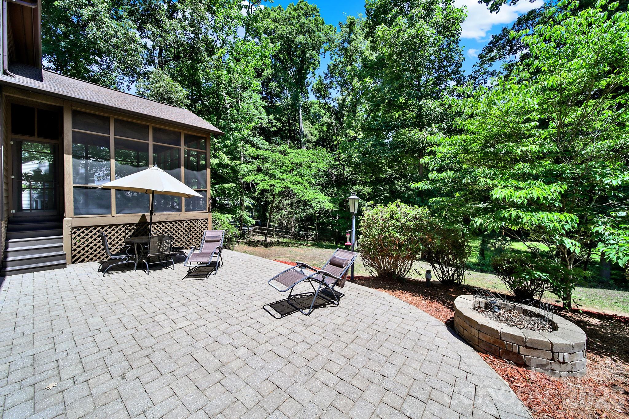 11510 Gelding Drive Property Photo 14