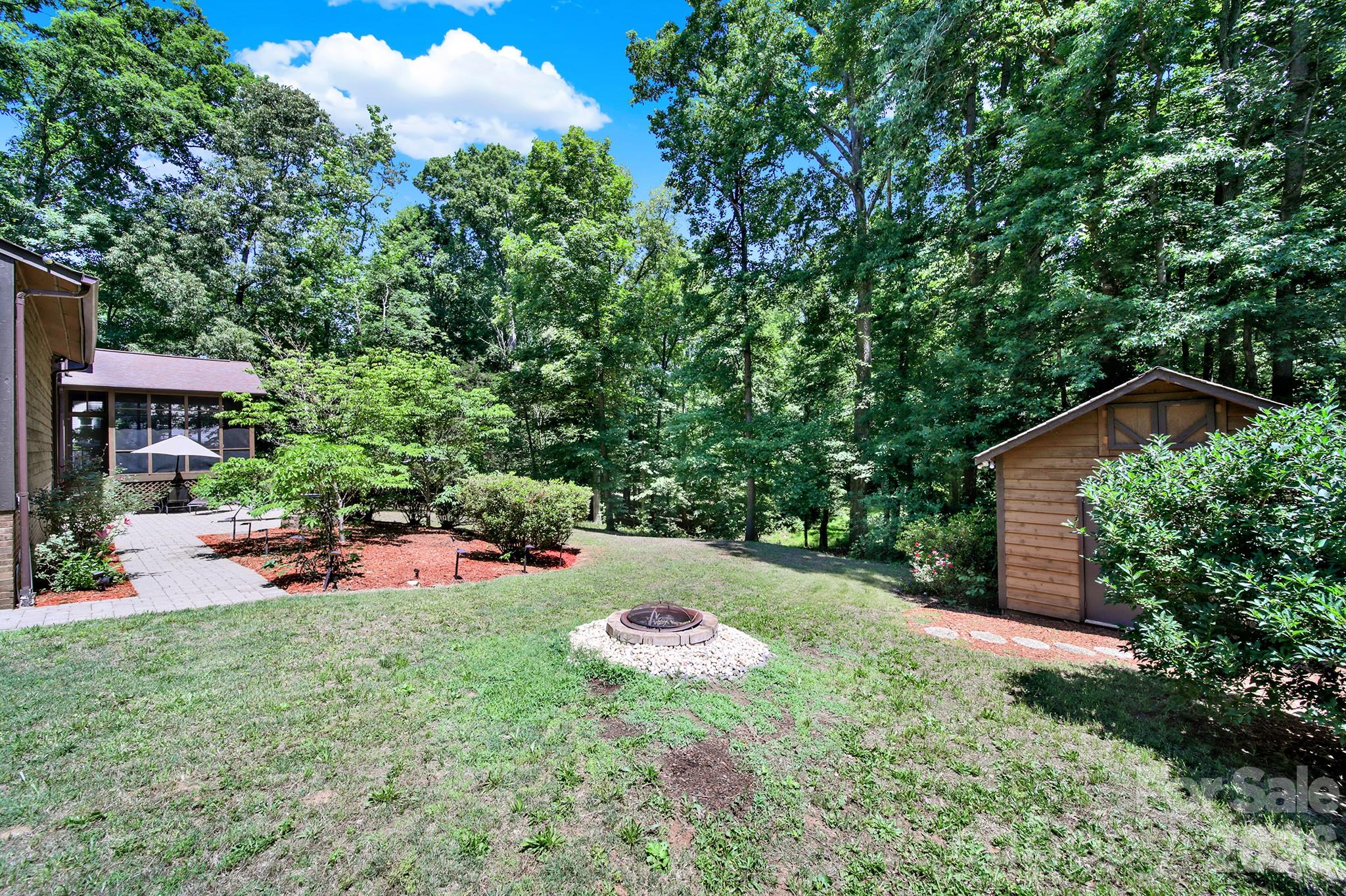 11510 Gelding Drive Property Photo 16