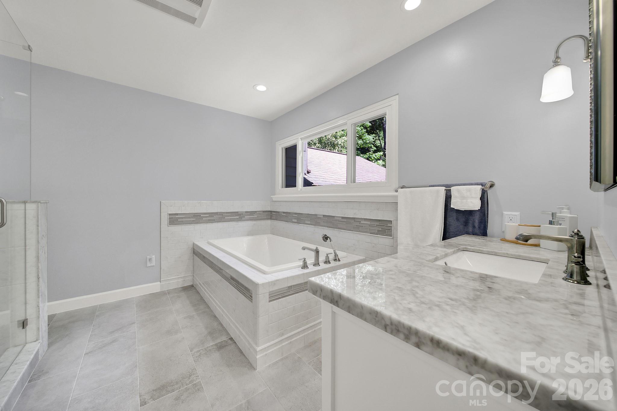 11510 Gelding Drive Property Photo 25