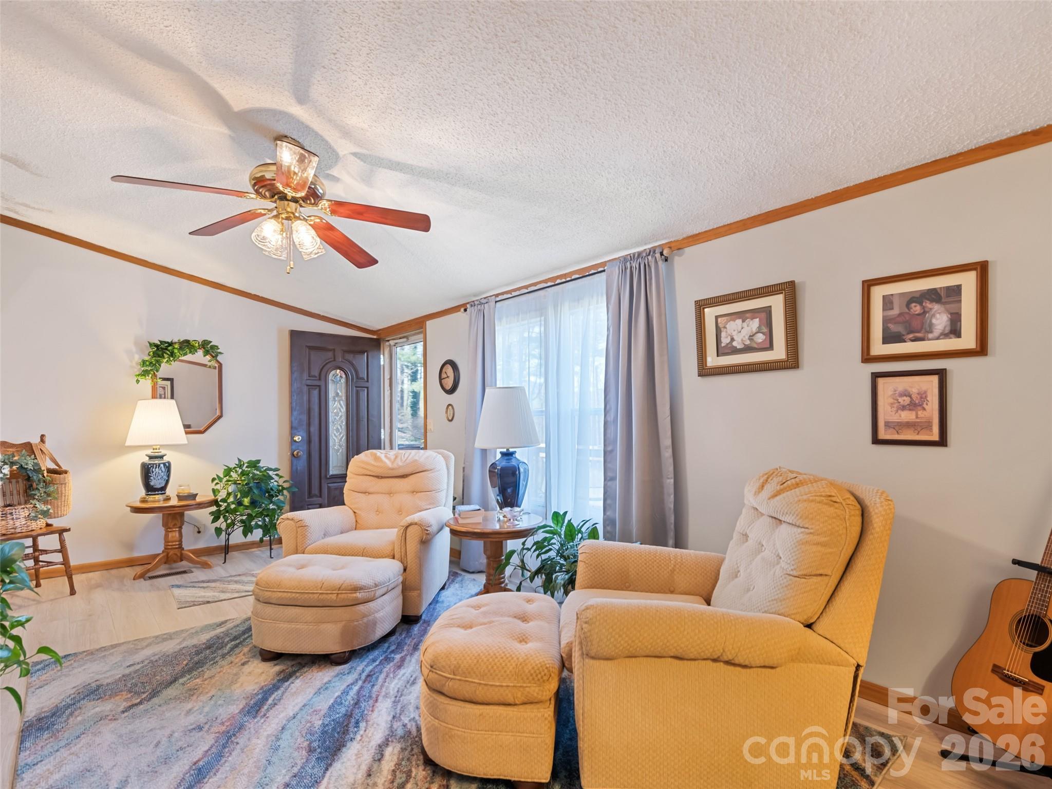 136 Peaceful Valley Drive Property Photo 7