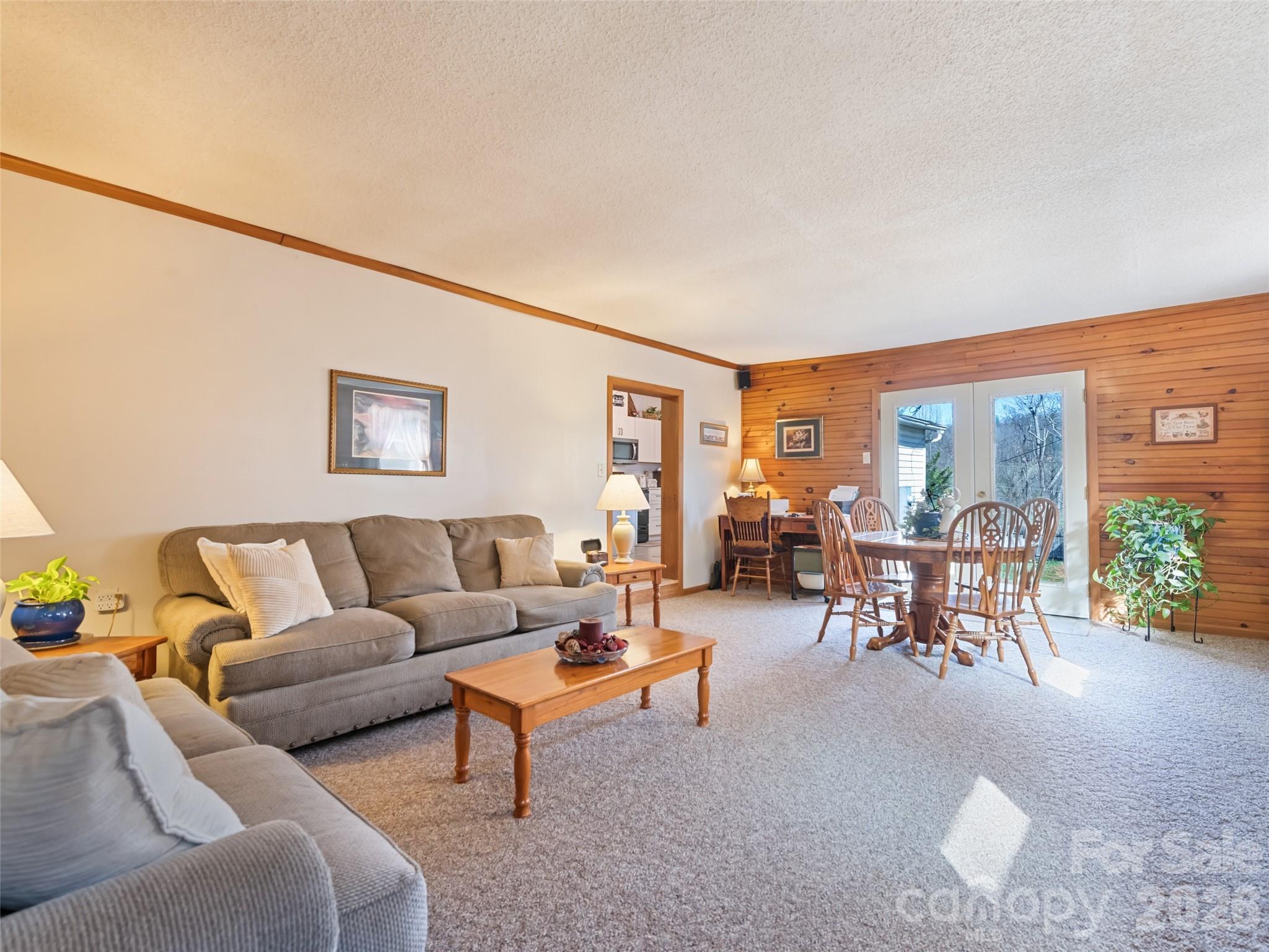136 Peaceful Valley Drive Property Photo 16