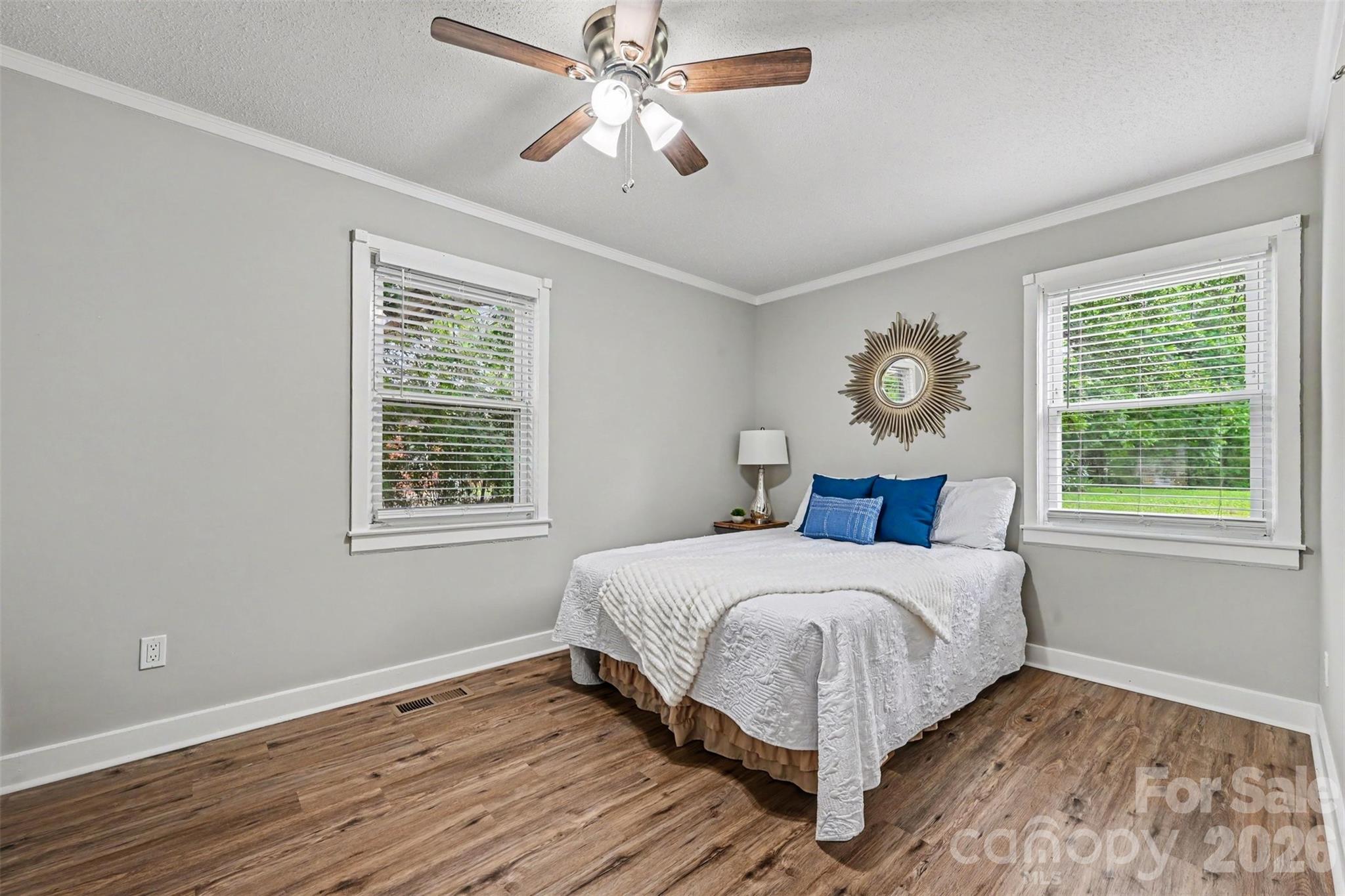 1599 Hillcrest Avenue Property Photo 8