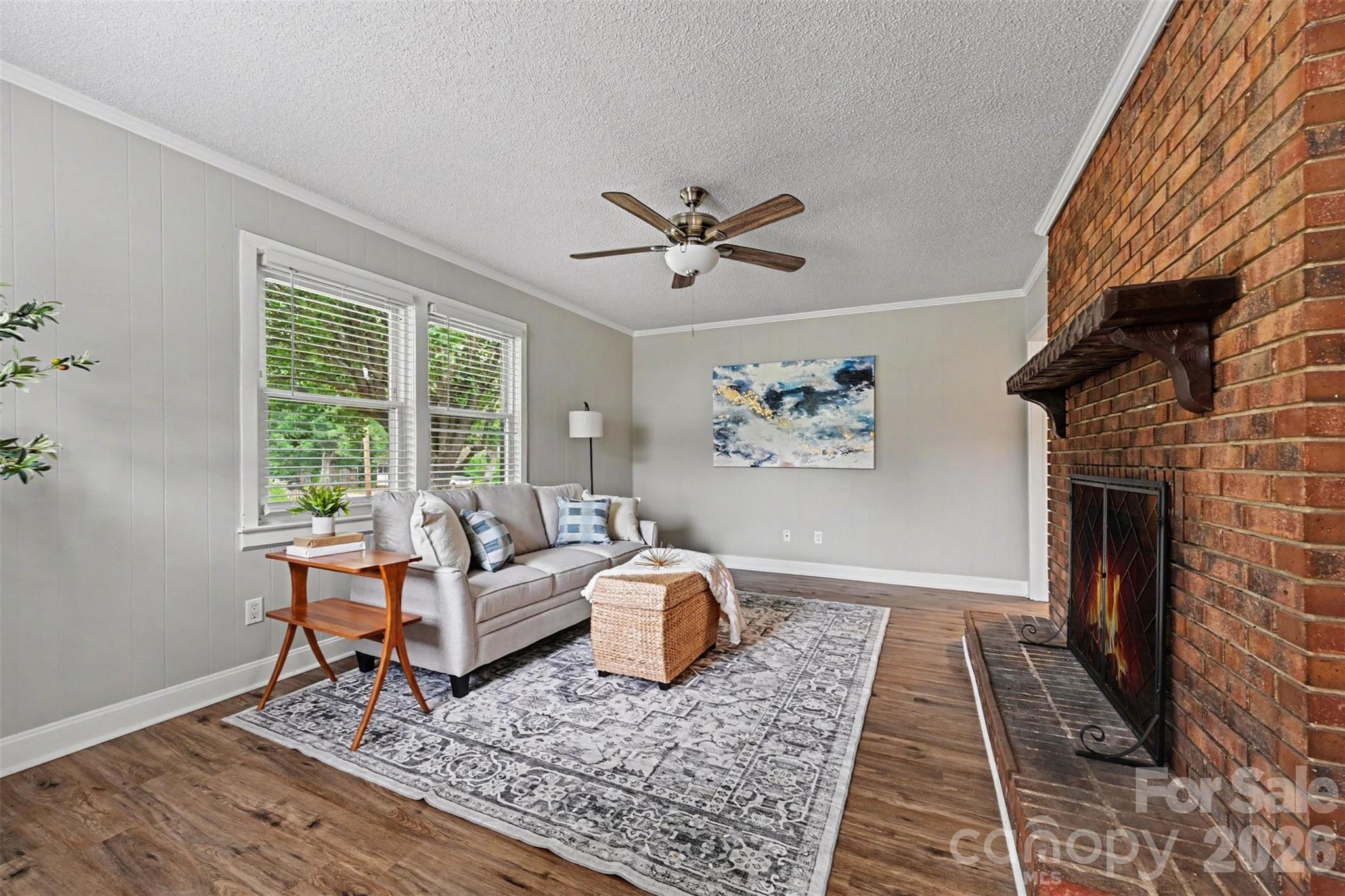 1599 Hillcrest Avenue Property Photo 16