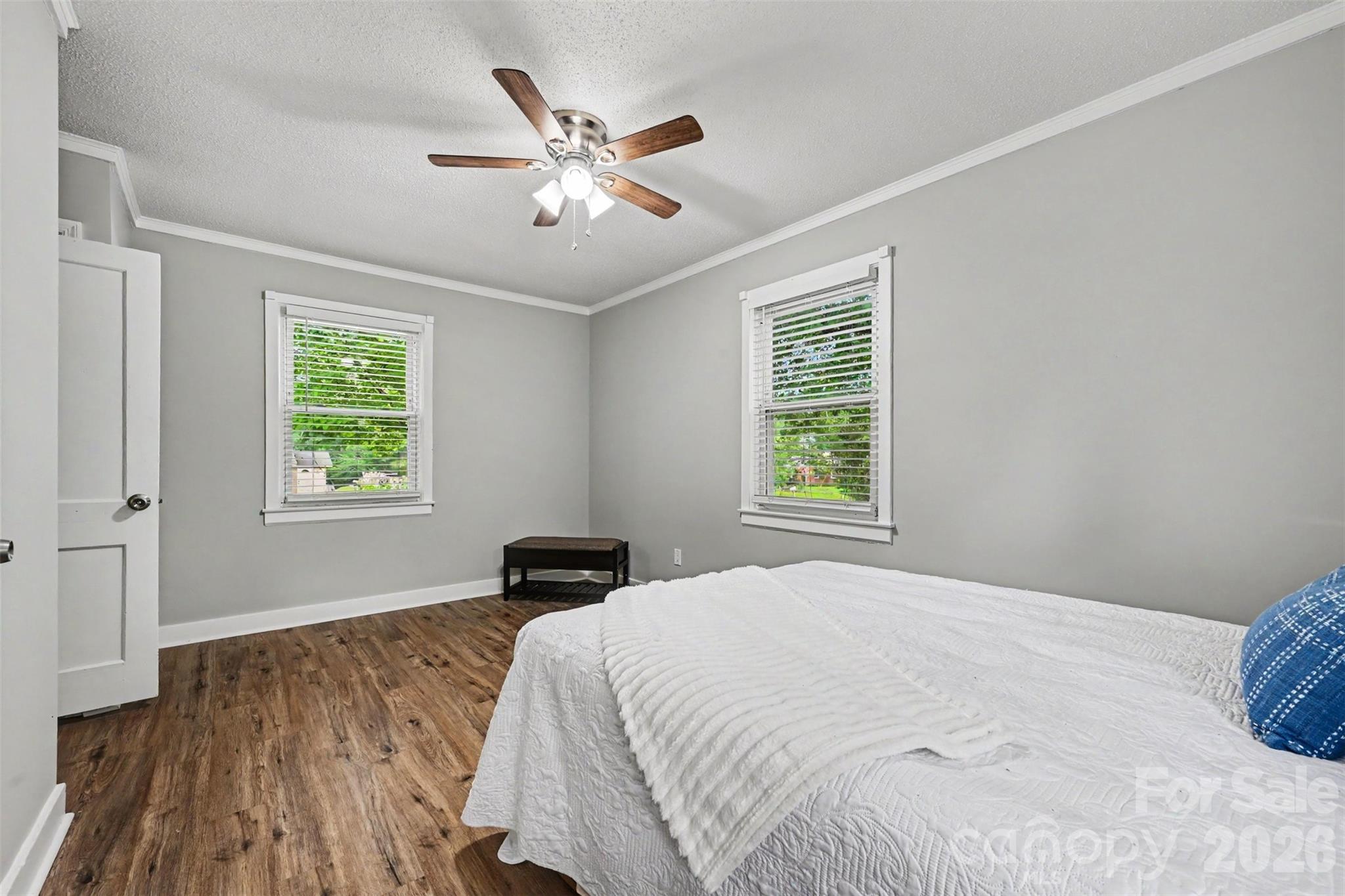 1599 Hillcrest Avenue Property Photo 22