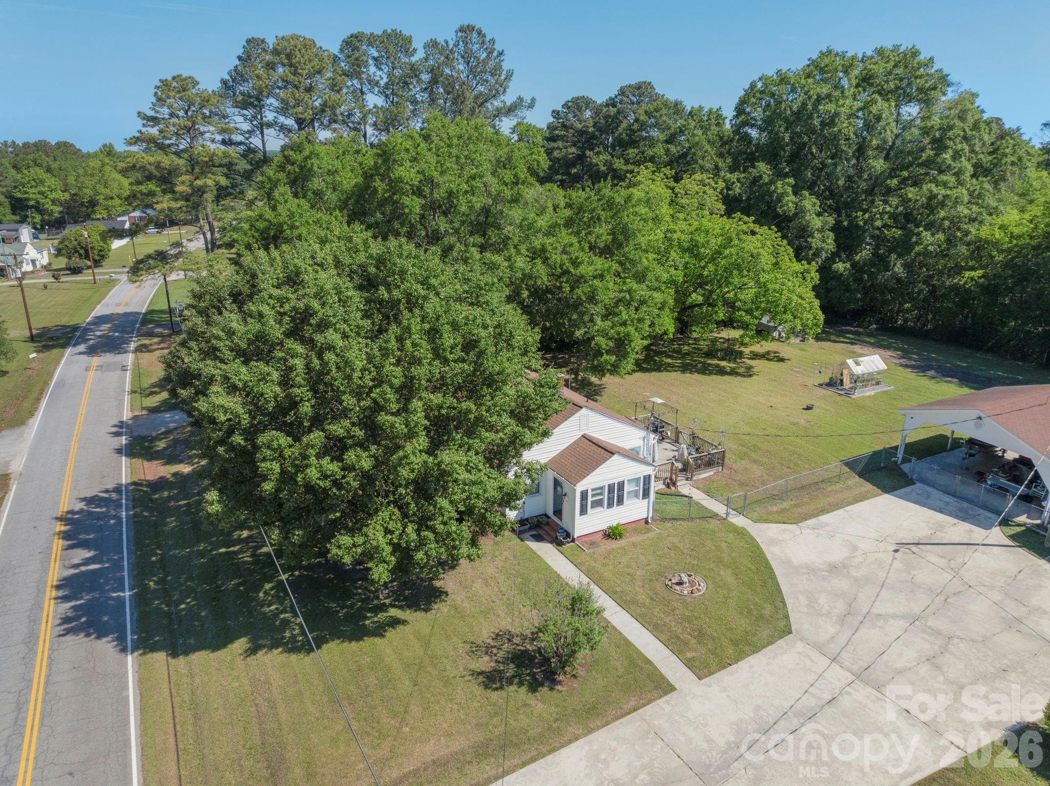 1599 Hillcrest Avenue Property Photo 33