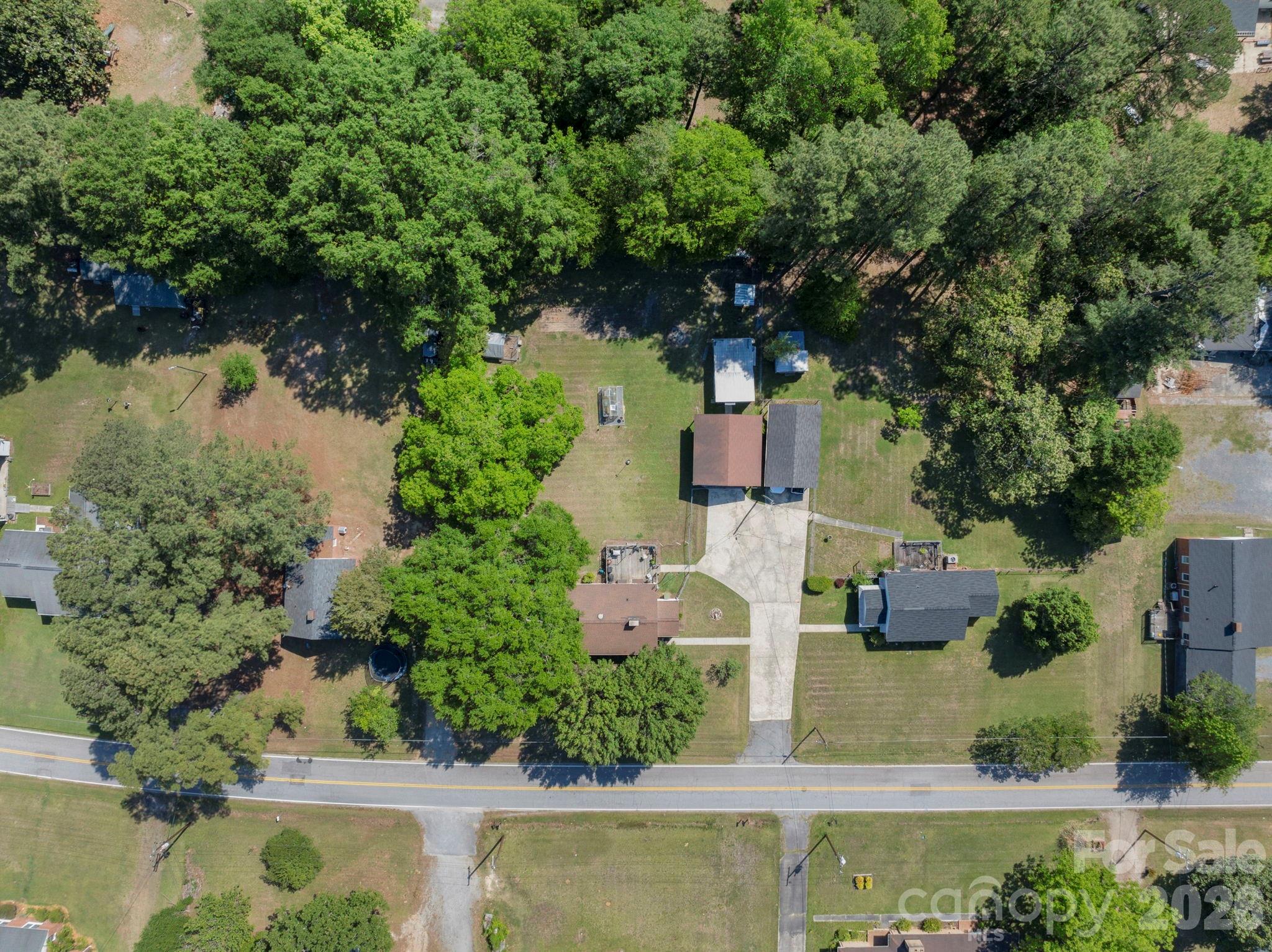 1599 Hillcrest Avenue Property Photo 40