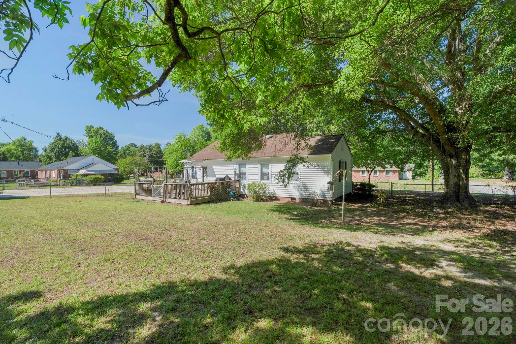 1599 Hillcrest Avenue Property Photo 44