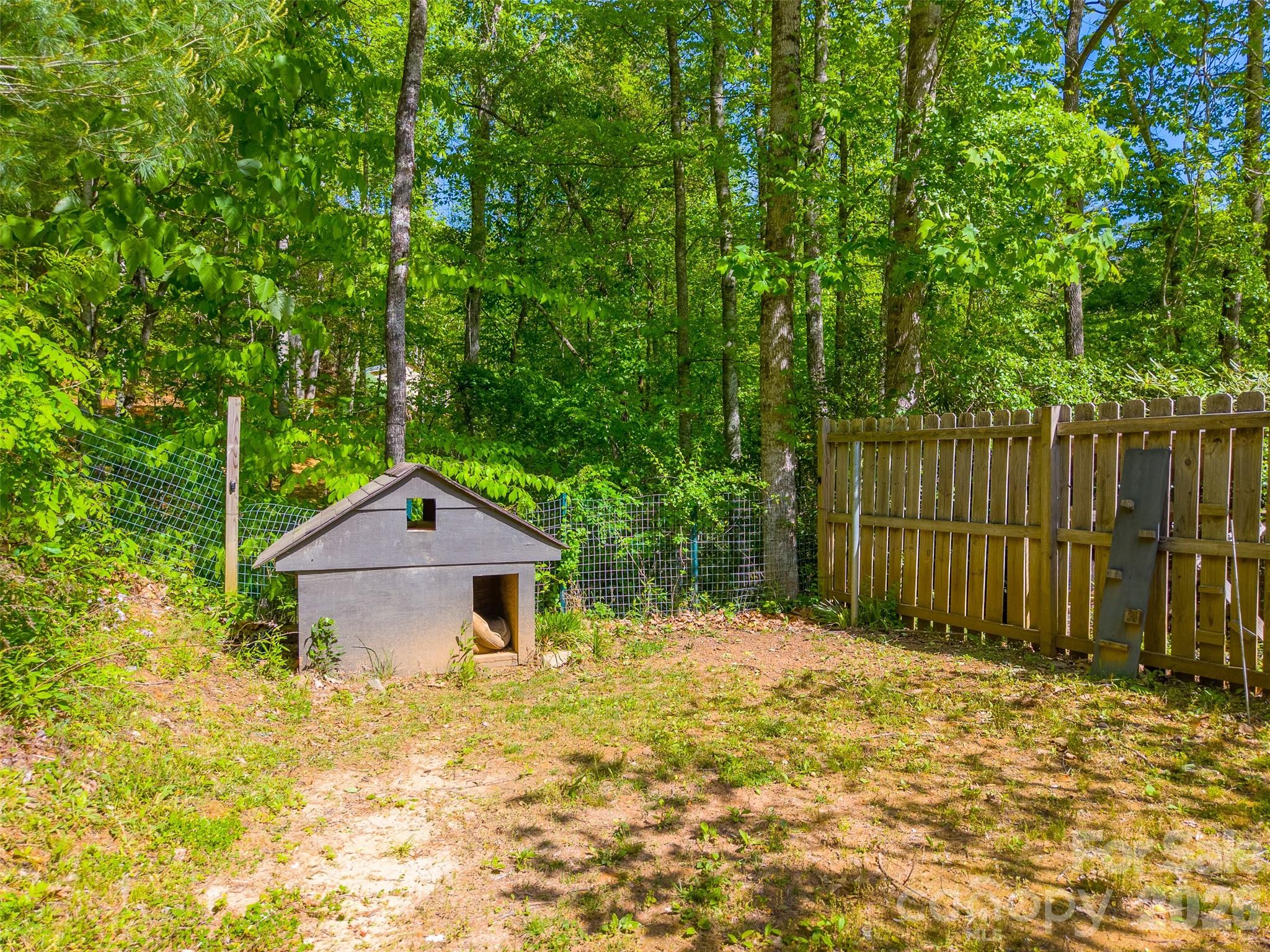 110 Wyoming Drive Property Photo 23