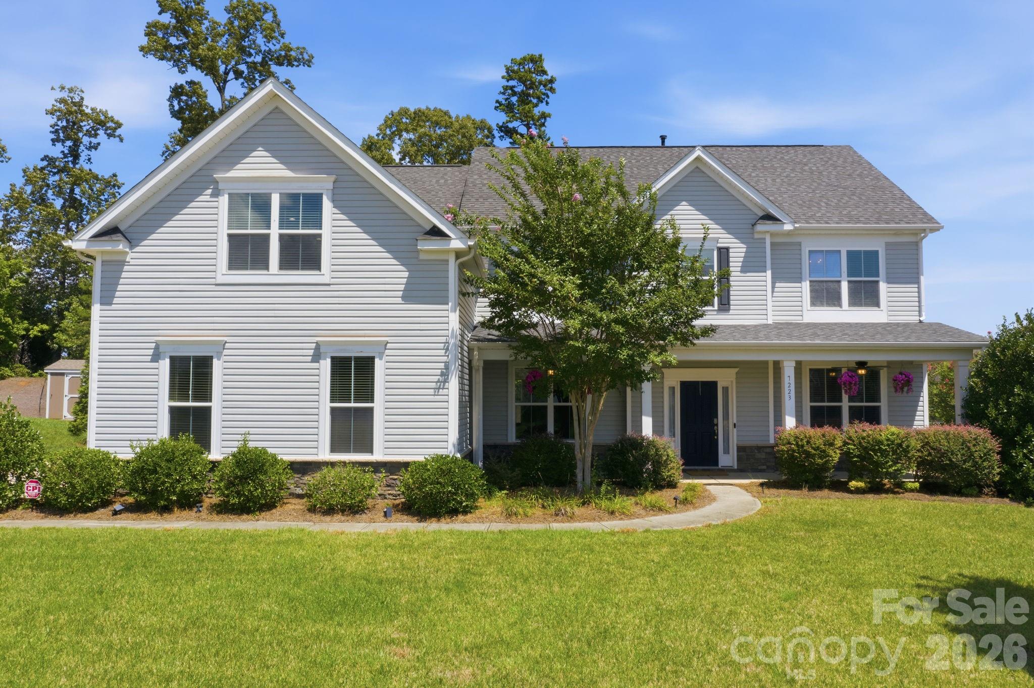 7223 Old Valley Way Property Photo 1