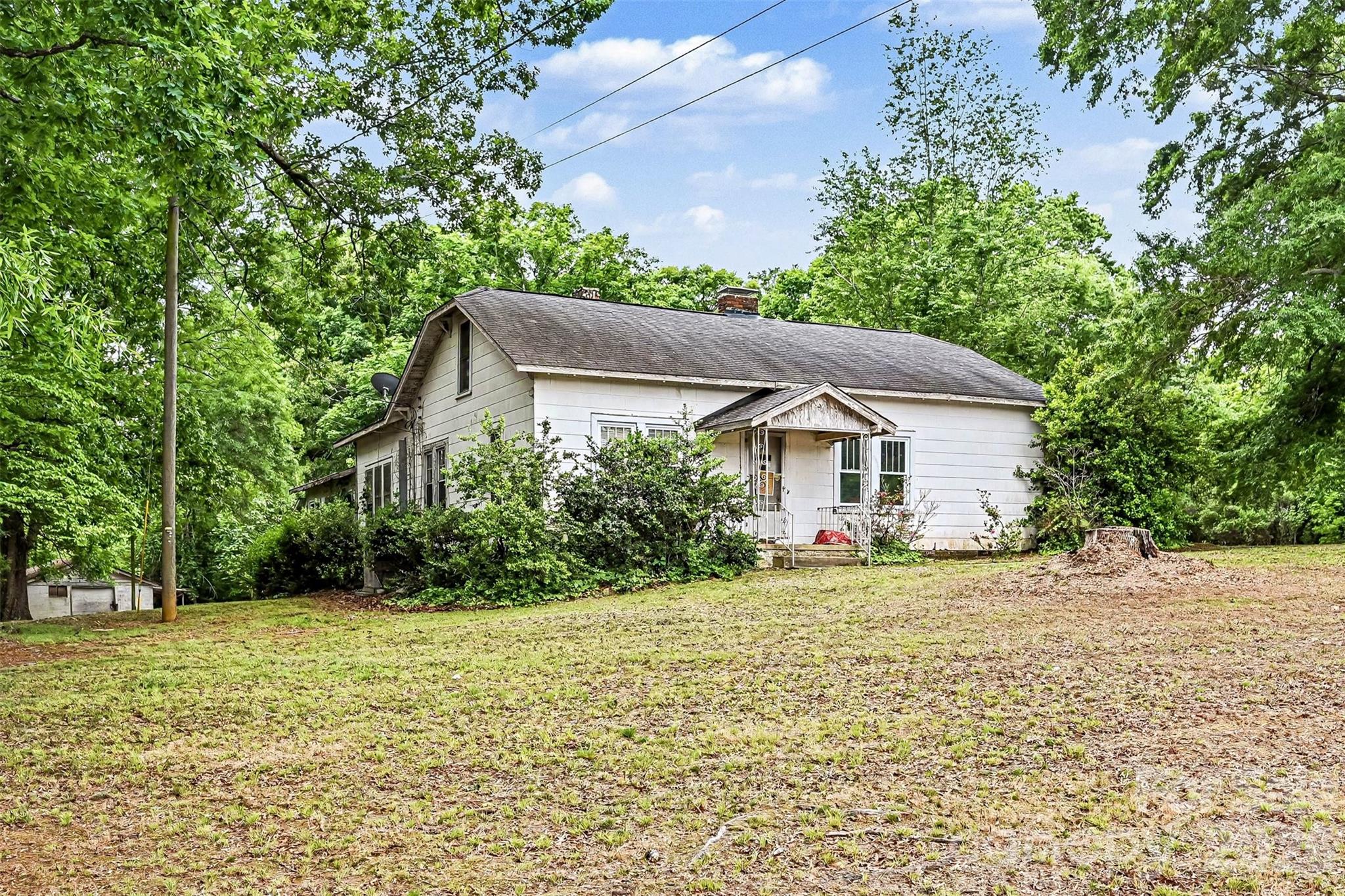 1116 Medlin Road Property Photo 1