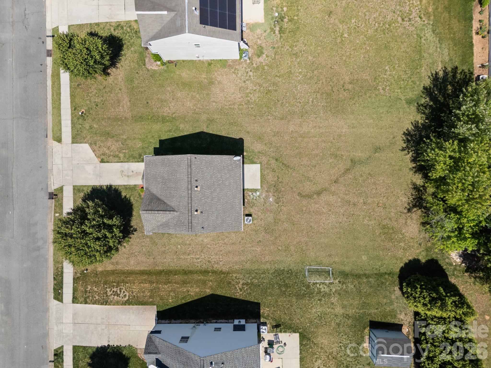 10410 Roundleaf Drive Property Photo 9