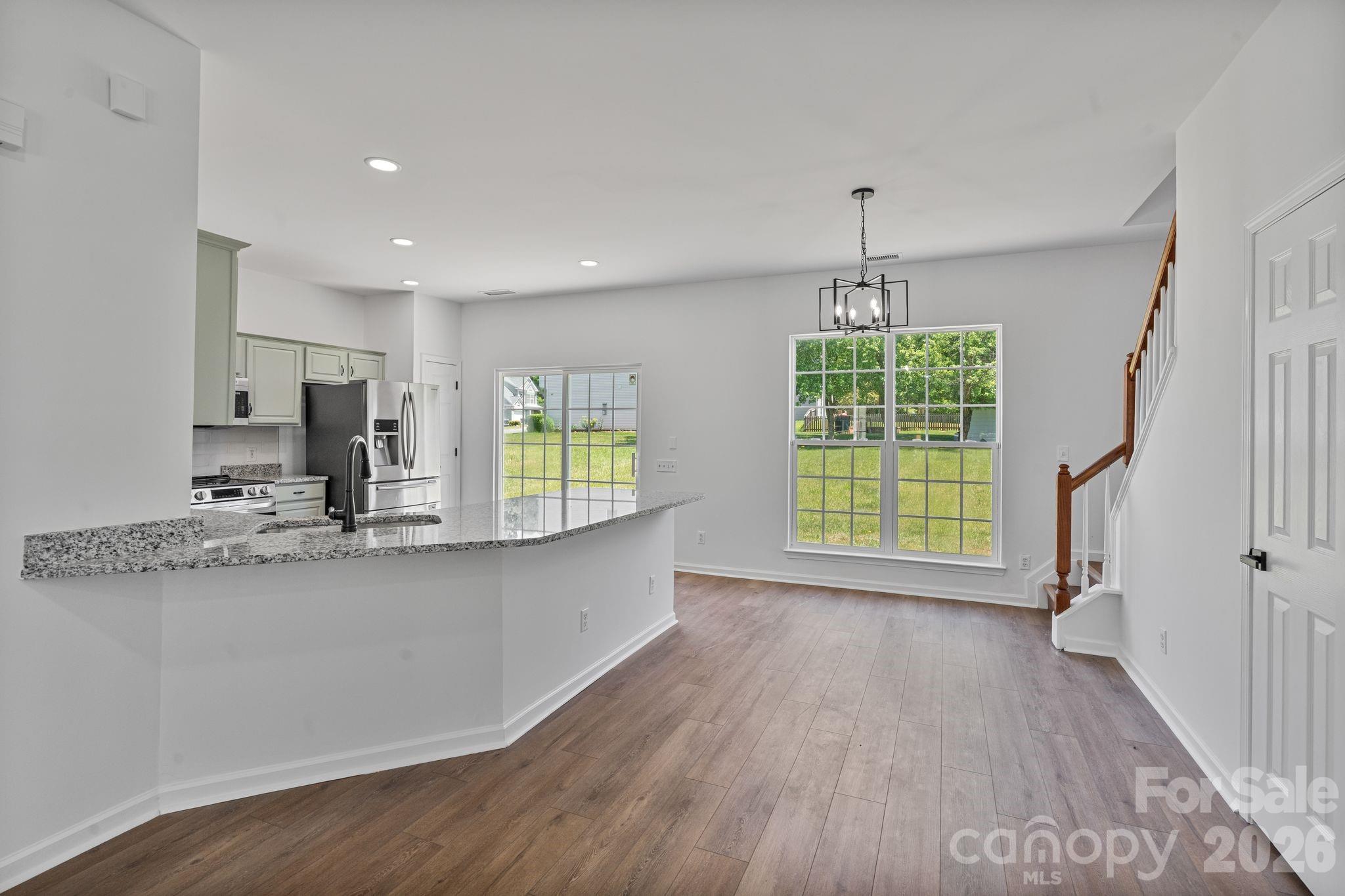 10410 Roundleaf Drive Property Photo 19