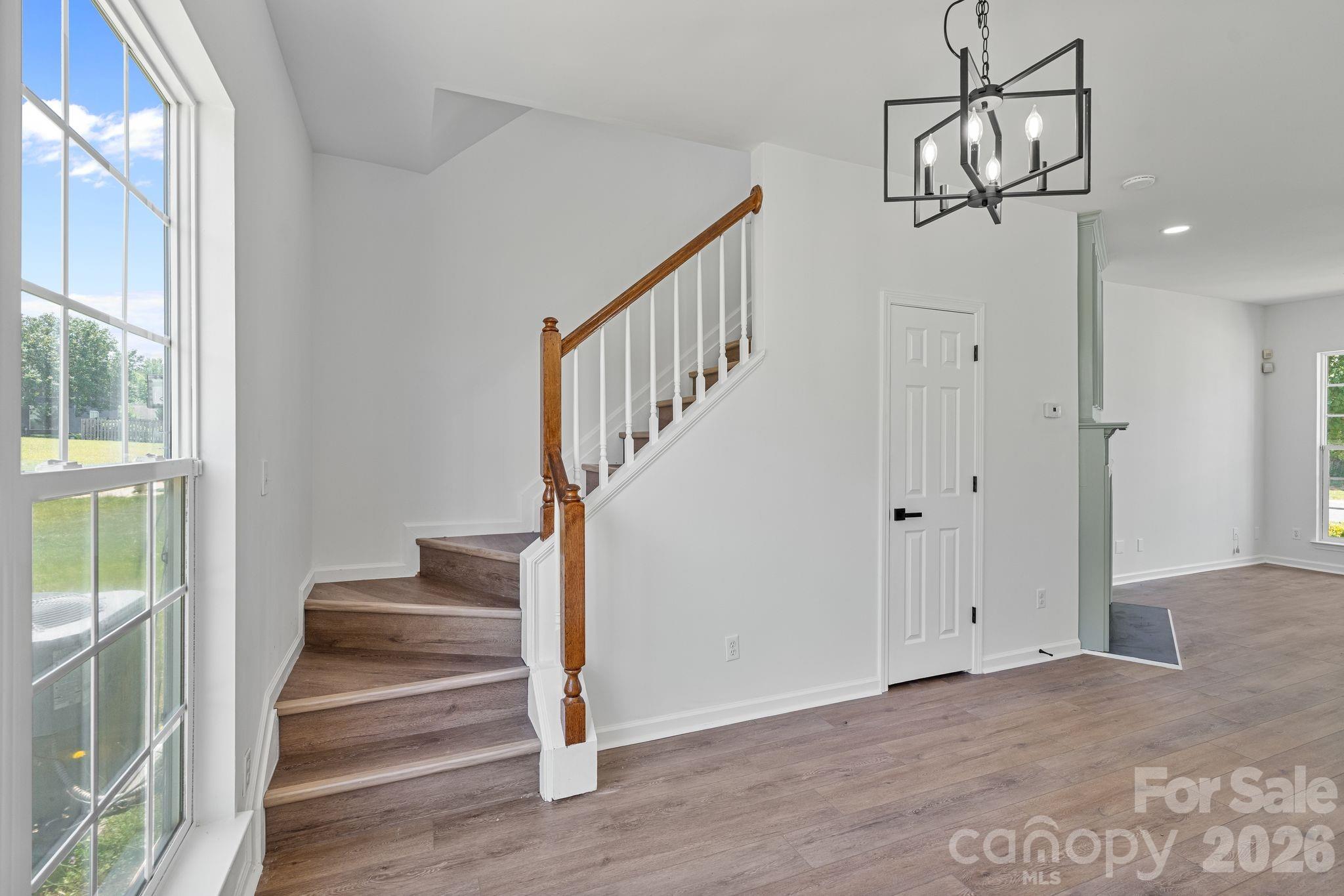 10410 Roundleaf Drive Property Photo 23
