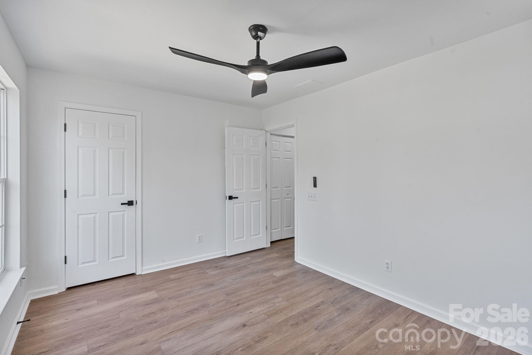 10410 Roundleaf Drive Property Photo 43