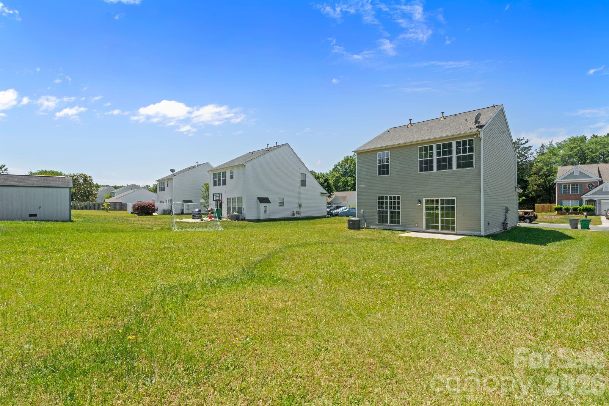10410 Roundleaf Drive Property Photo 45