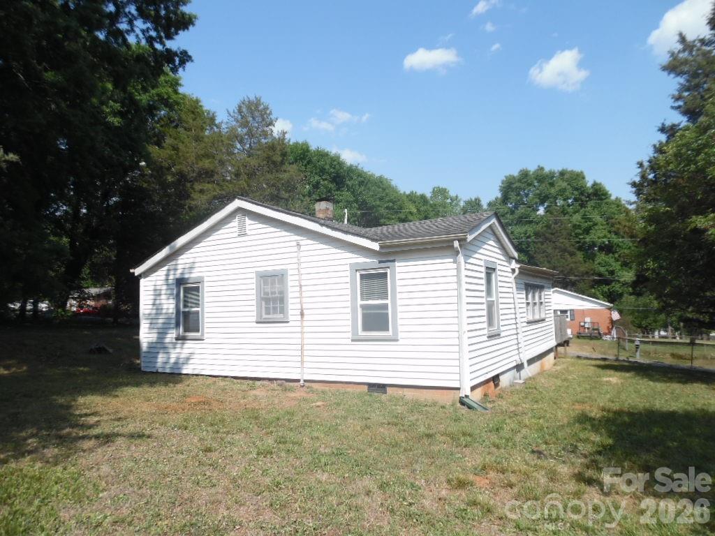 4749 Crowders Crest Drive Property Photo 10