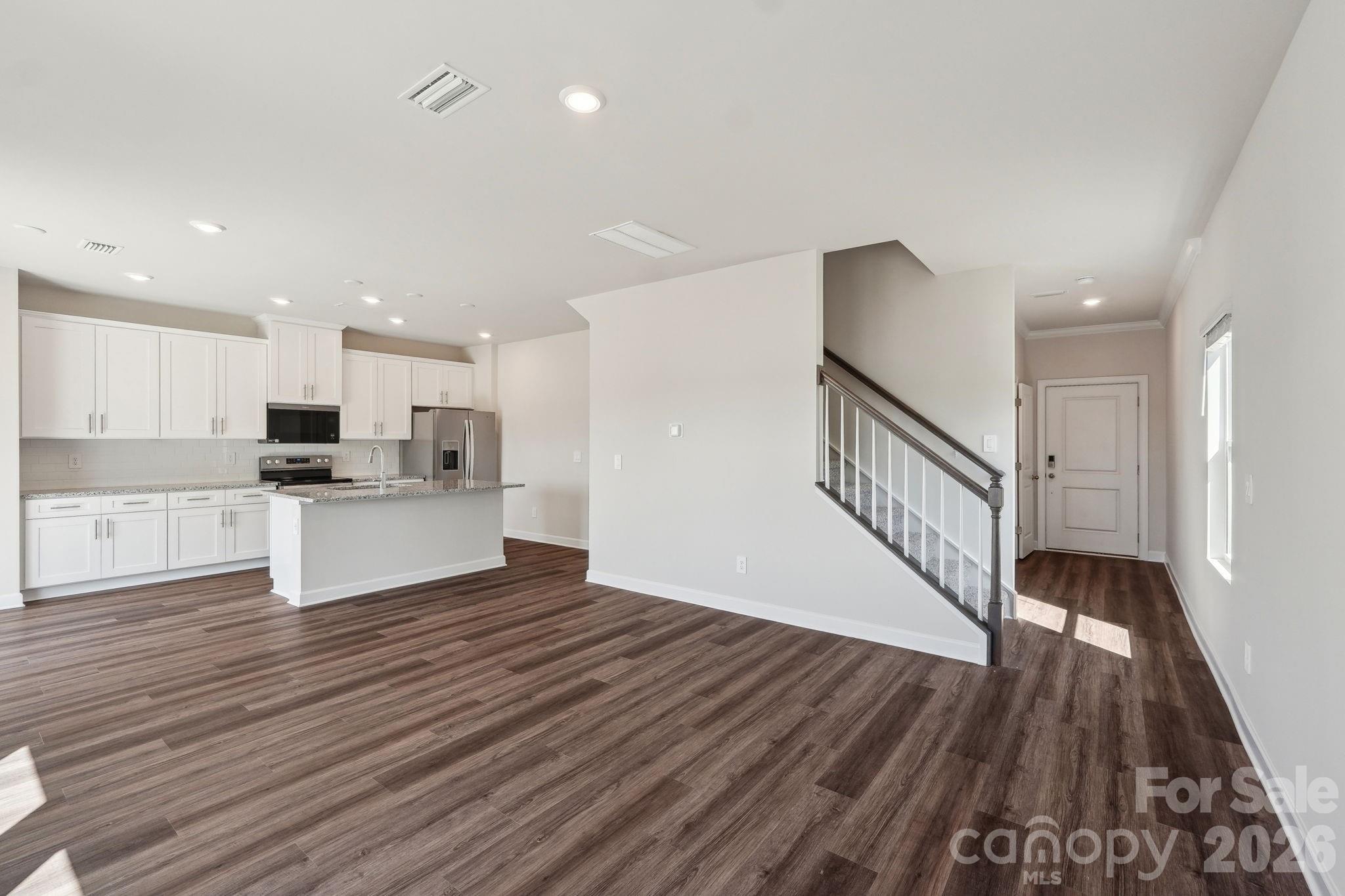 5511 Chambray Terrace Property Photo 7