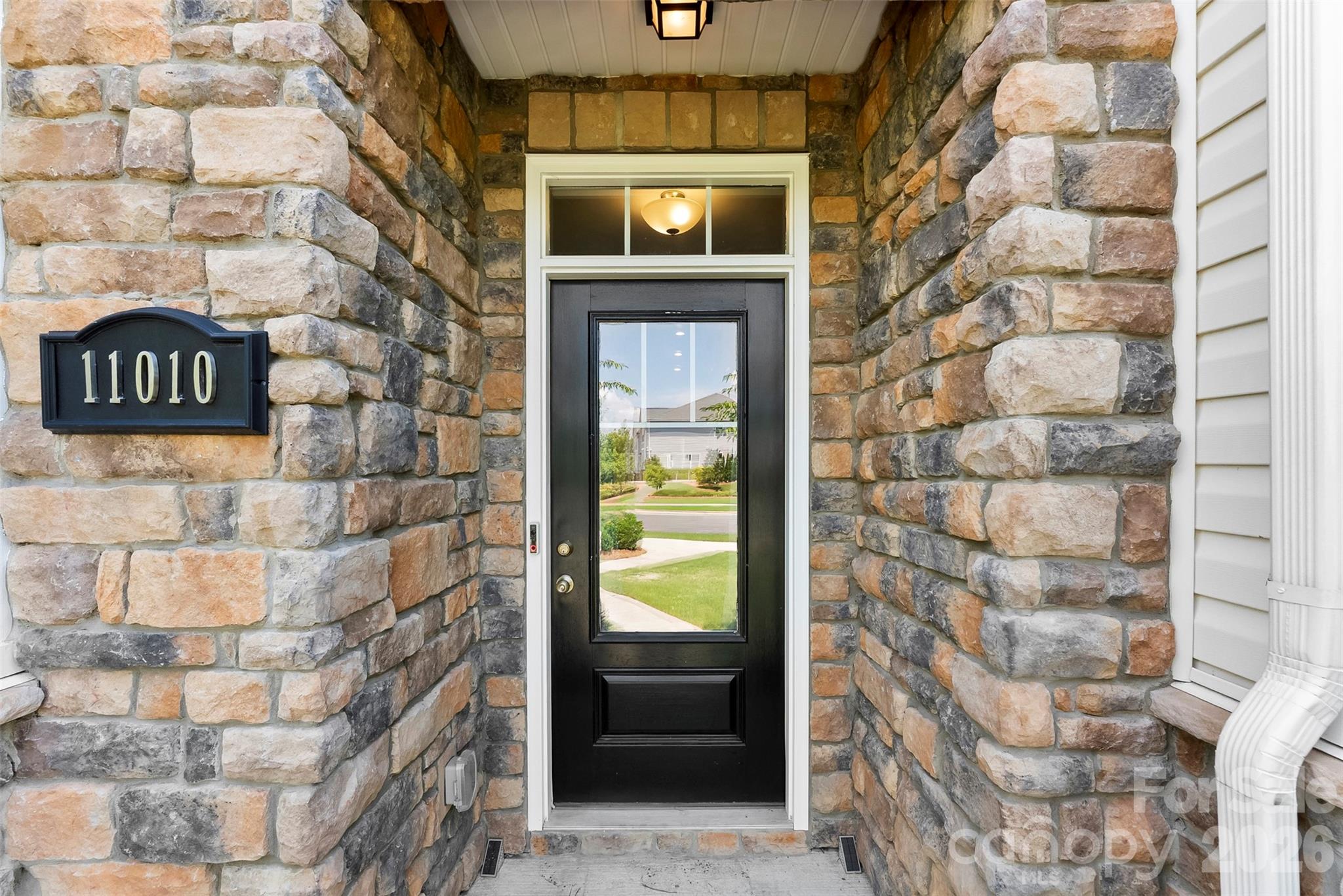 11010 Chalkbark Lane Property Photo 2