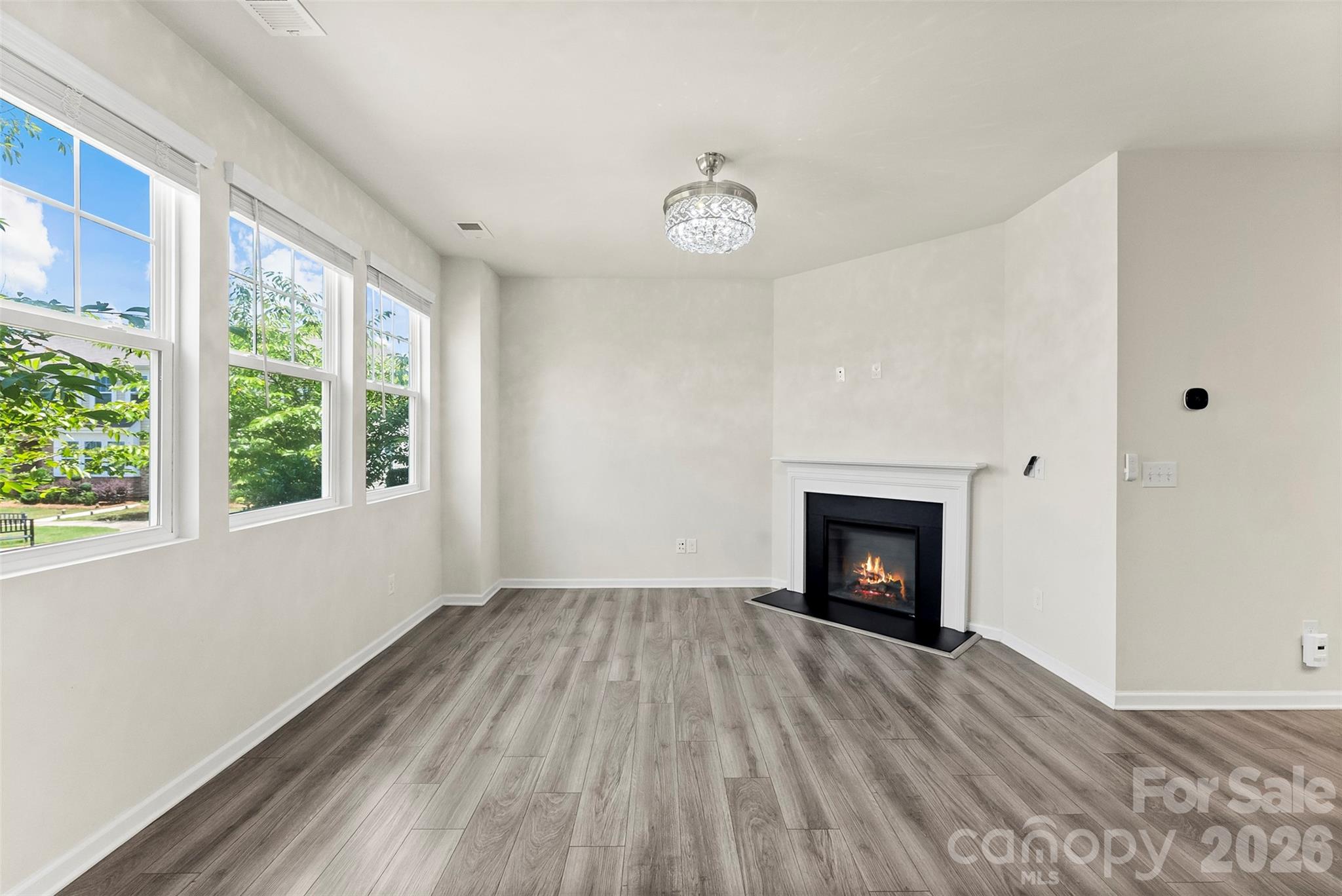 11010 Chalkbark Lane Property Photo 5