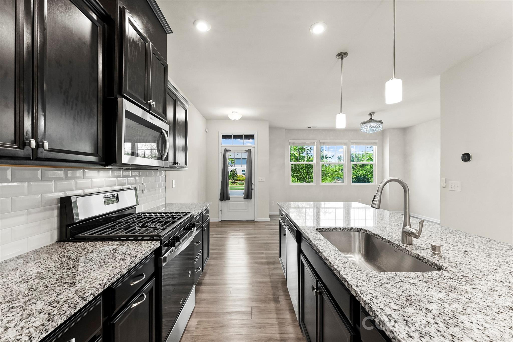 11010 Chalkbark Lane Property Photo 13