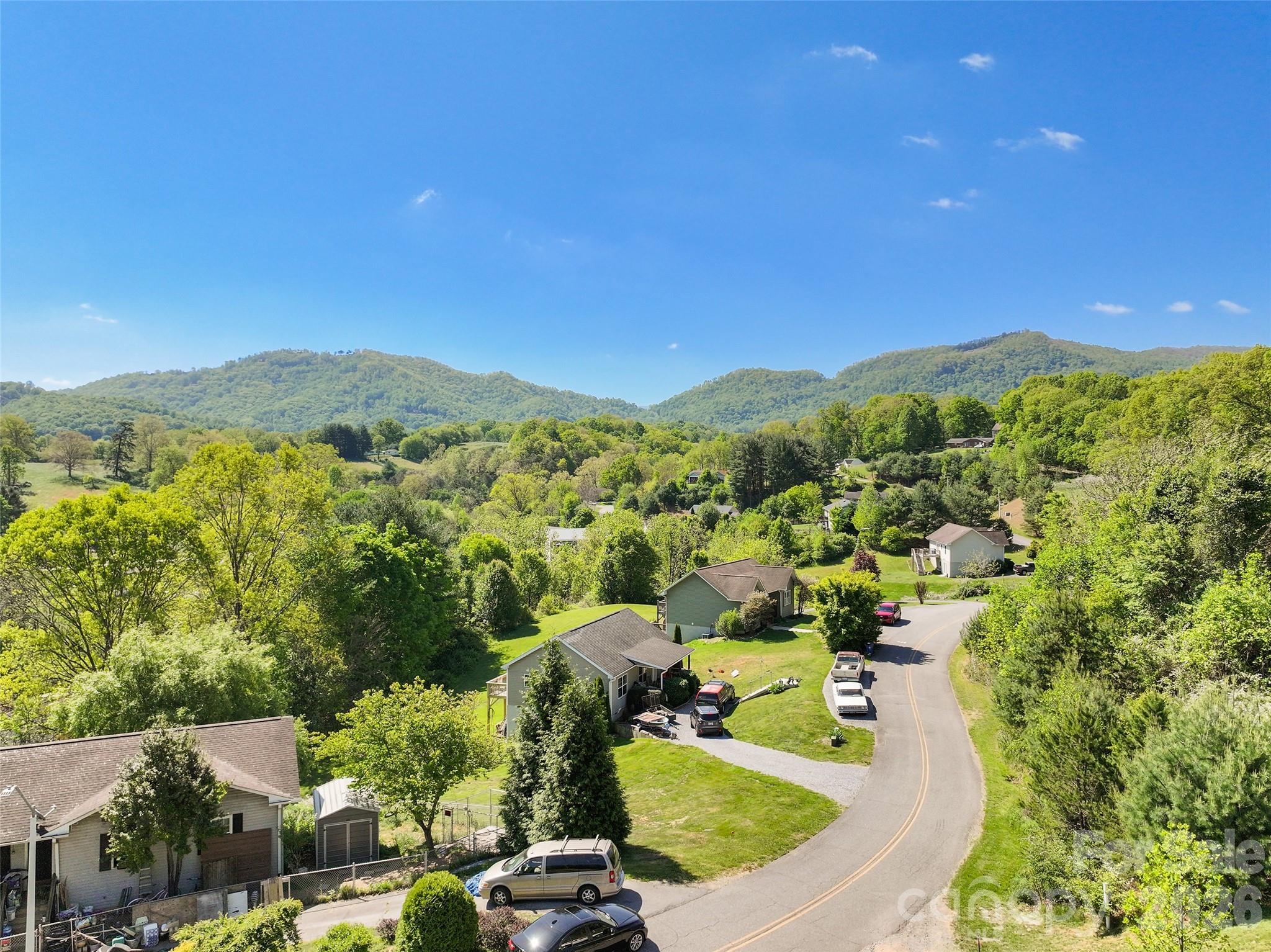 373 Barefoot Ridge Property Photo 7