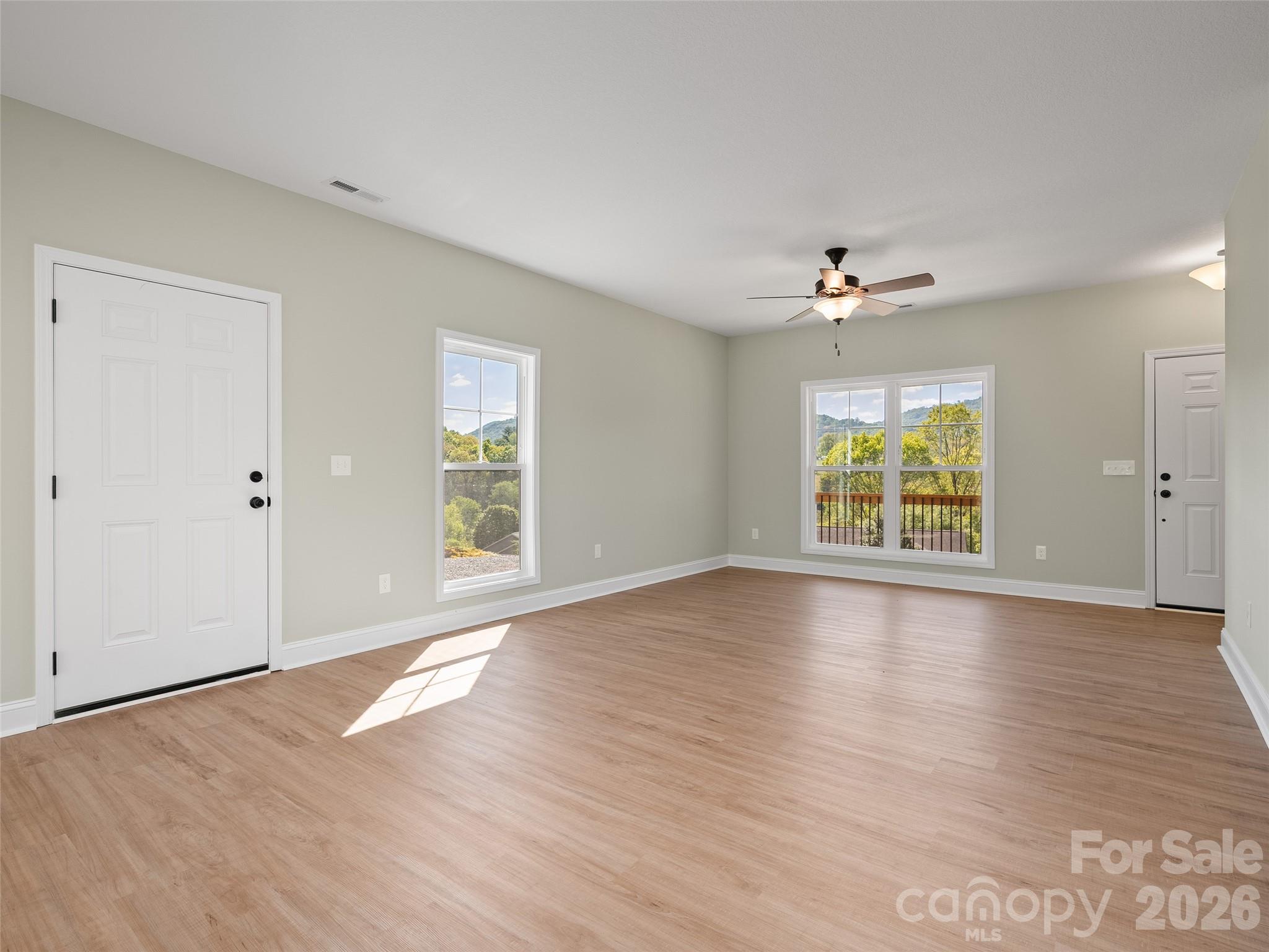 373 Barefoot Ridge Property Photo 10