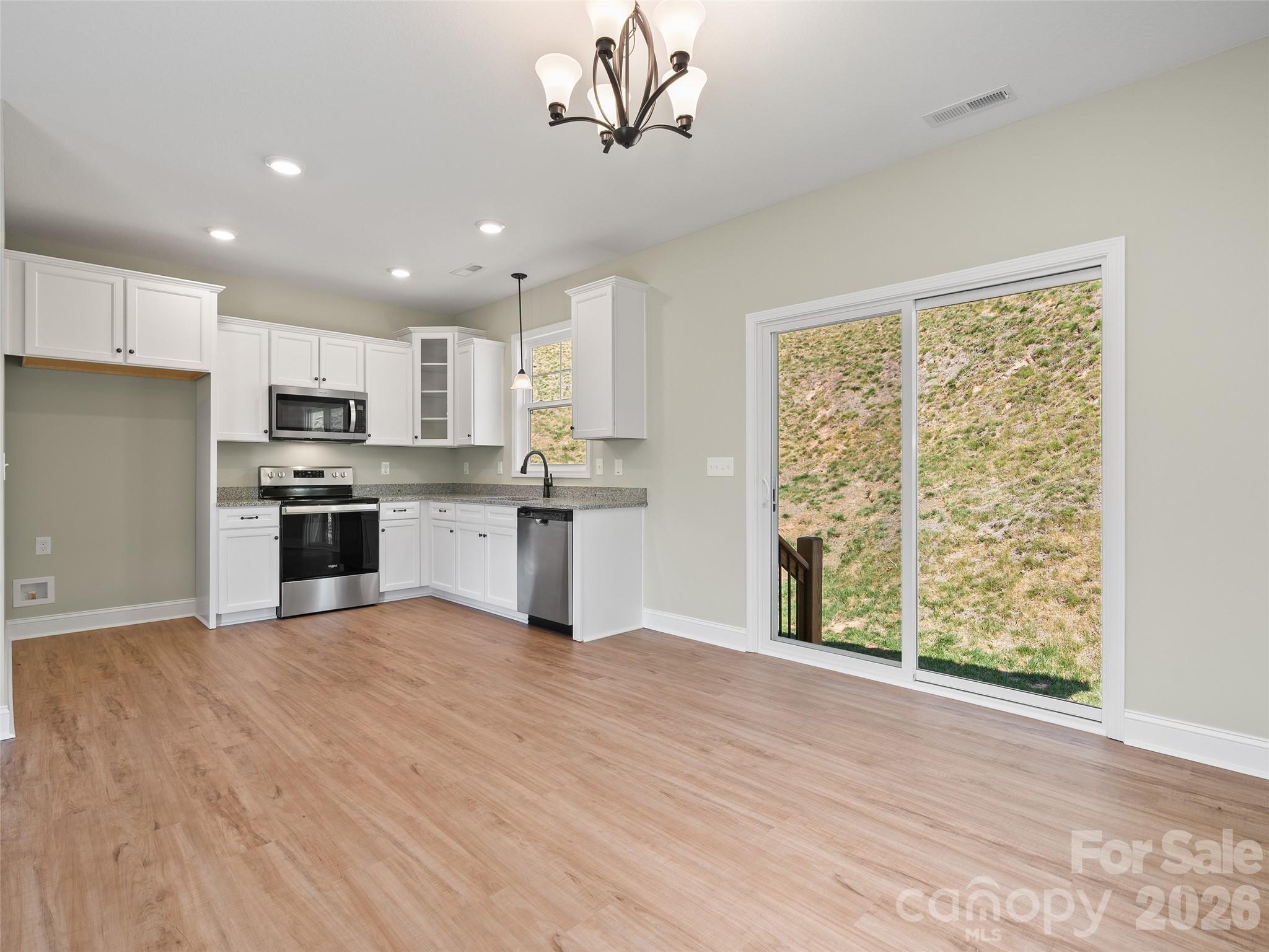 373 Barefoot Ridge Property Photo 14