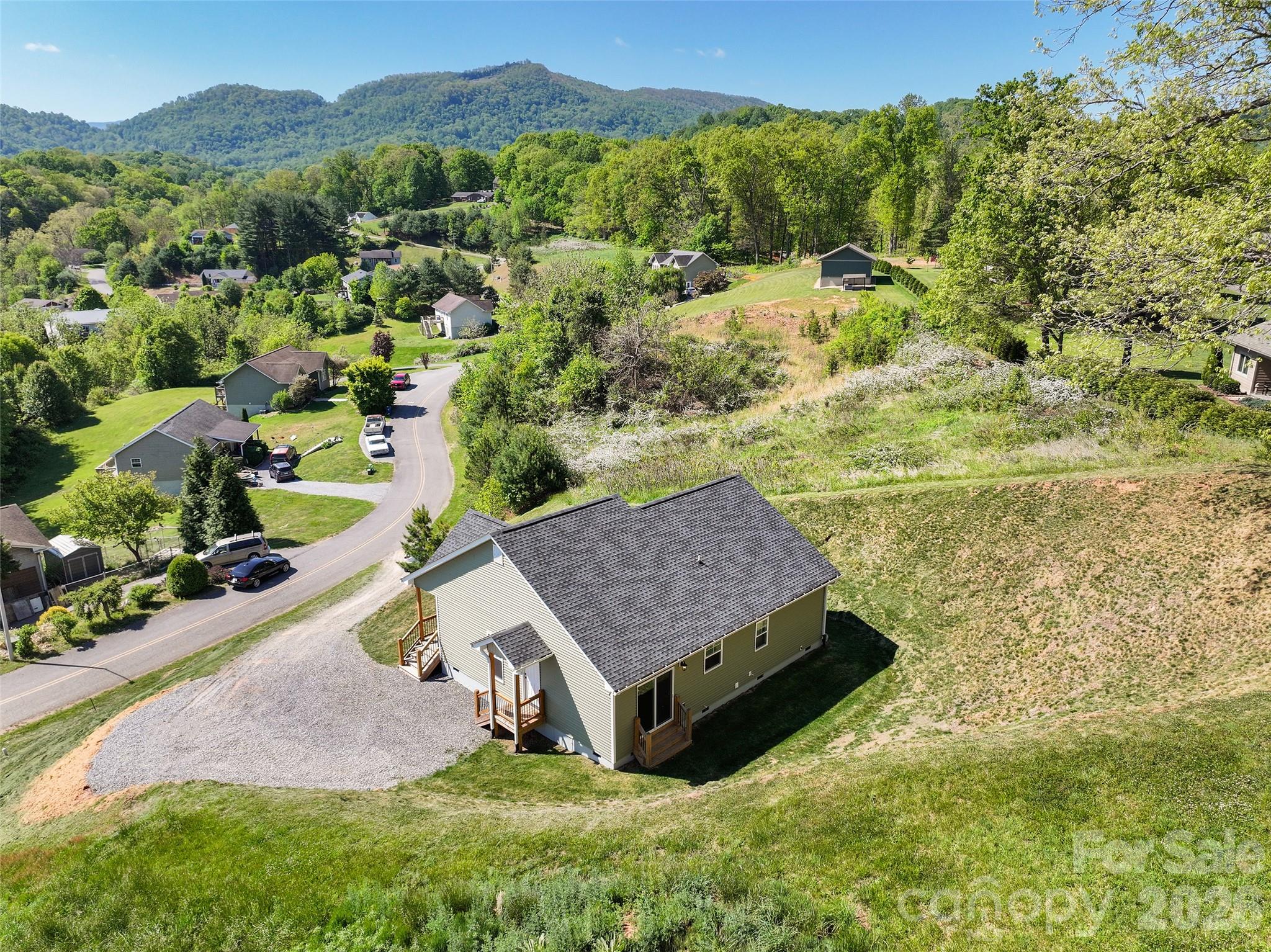373 Barefoot Ridge Property Photo 28