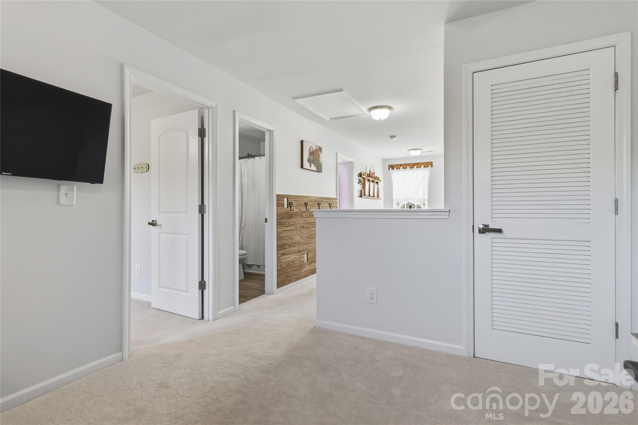 2220 Pinnacle View Drive Property Photo 15