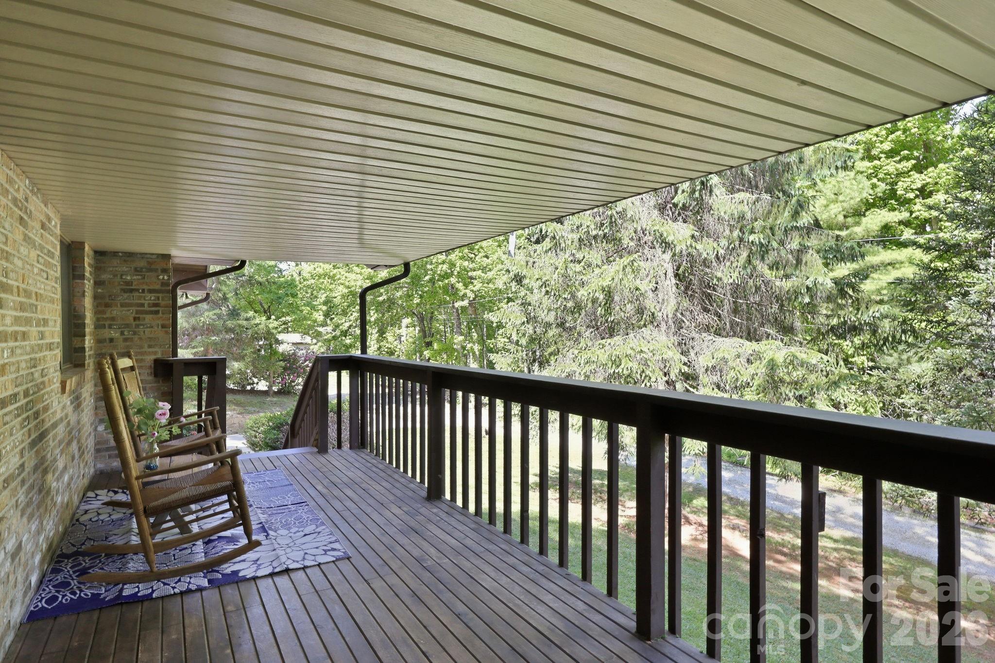 1 Mountain Heritage Place Property Photo 2