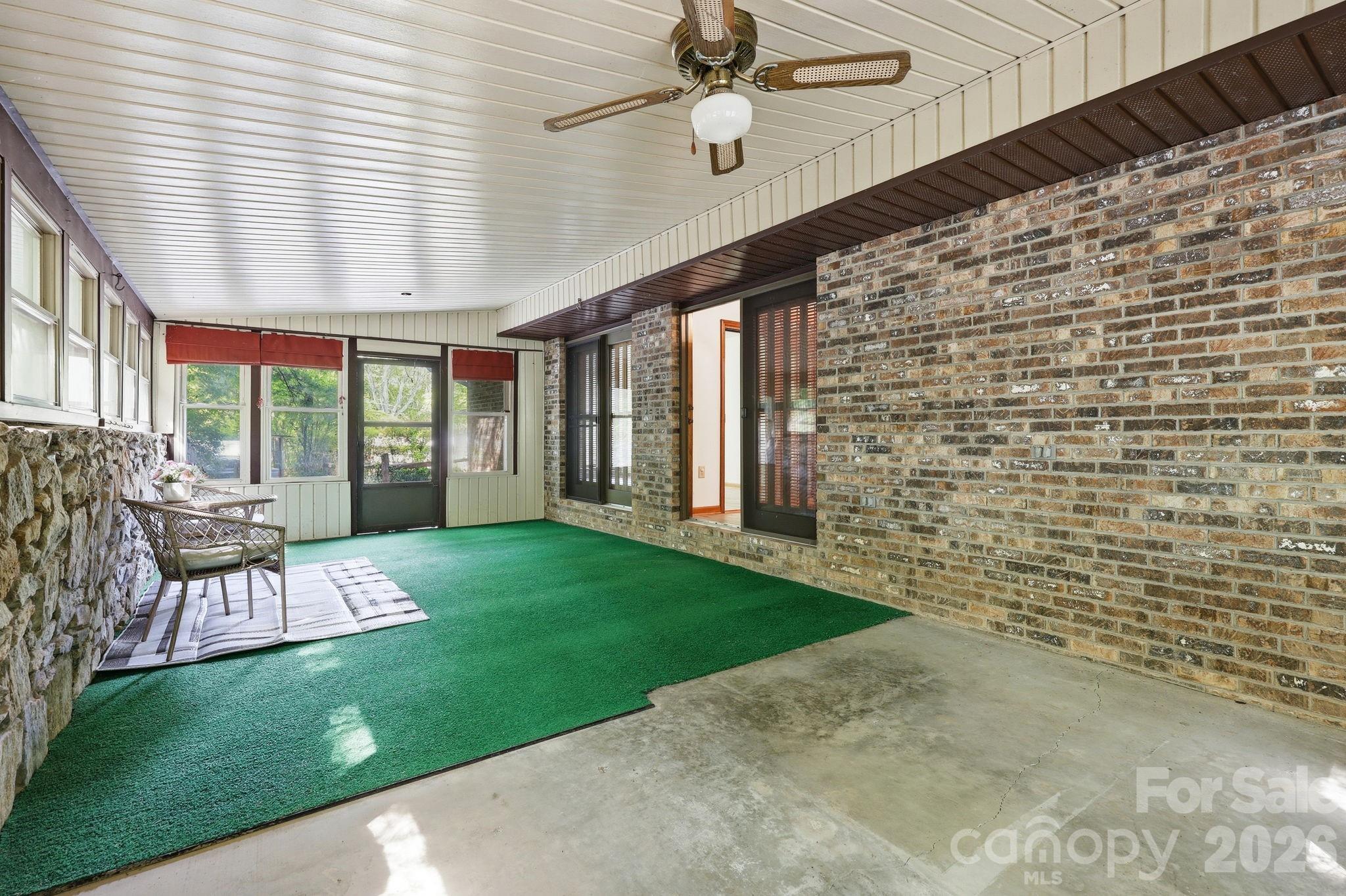 1 Mountain Heritage Place Property Photo 18