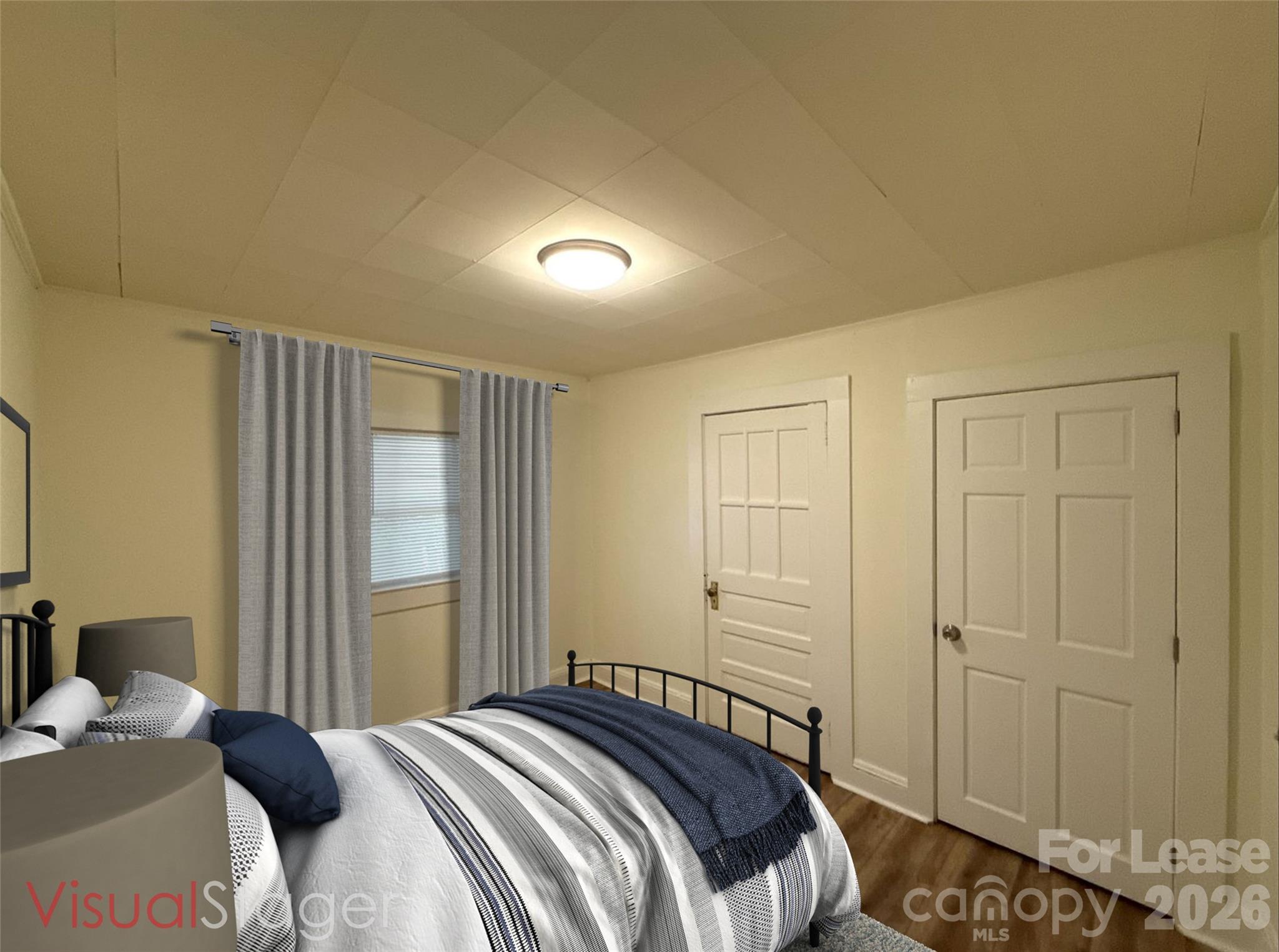 1907 E Elm Street Property Photo 7