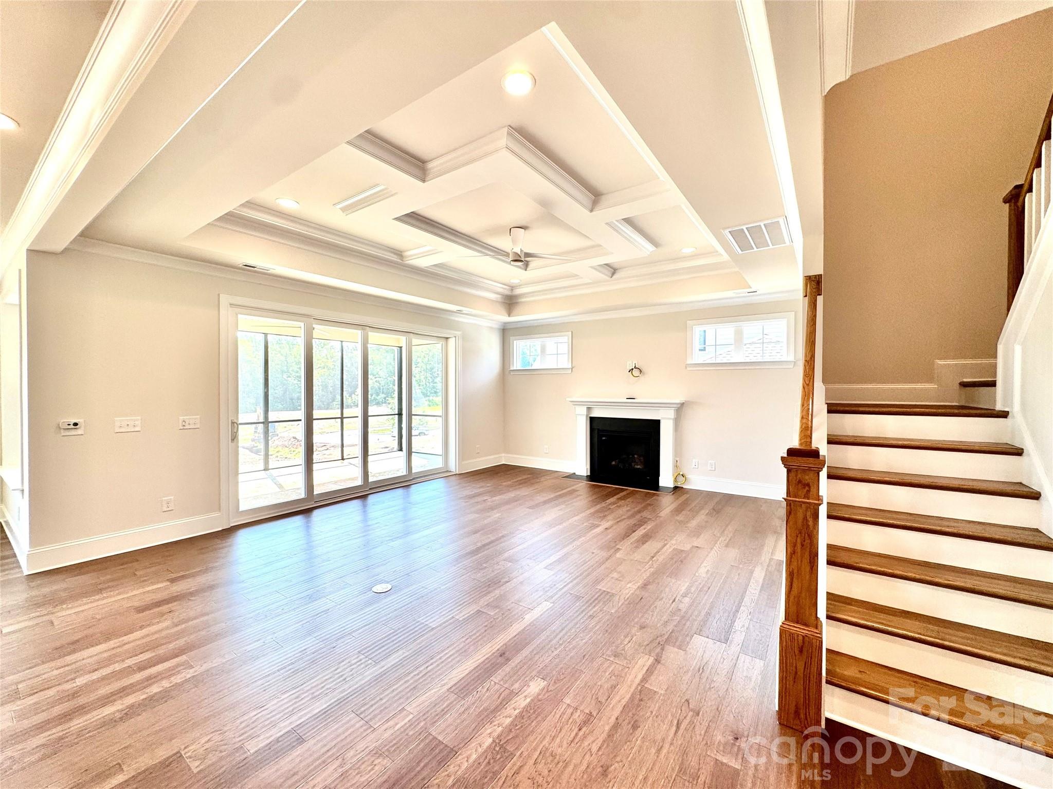 250 Colton Place 11 Property Photo 15