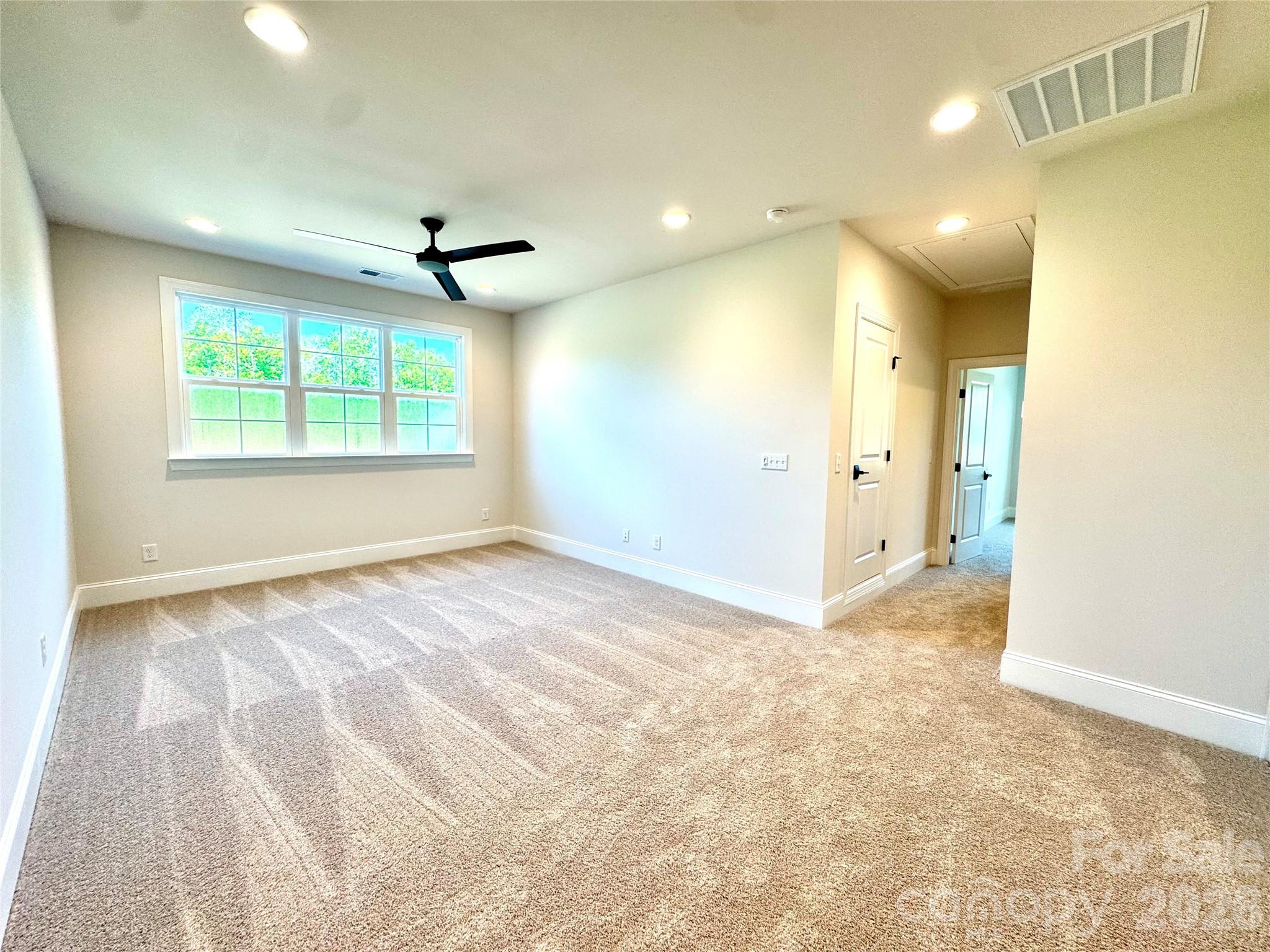 250 Colton Place 11 Property Photo 31
