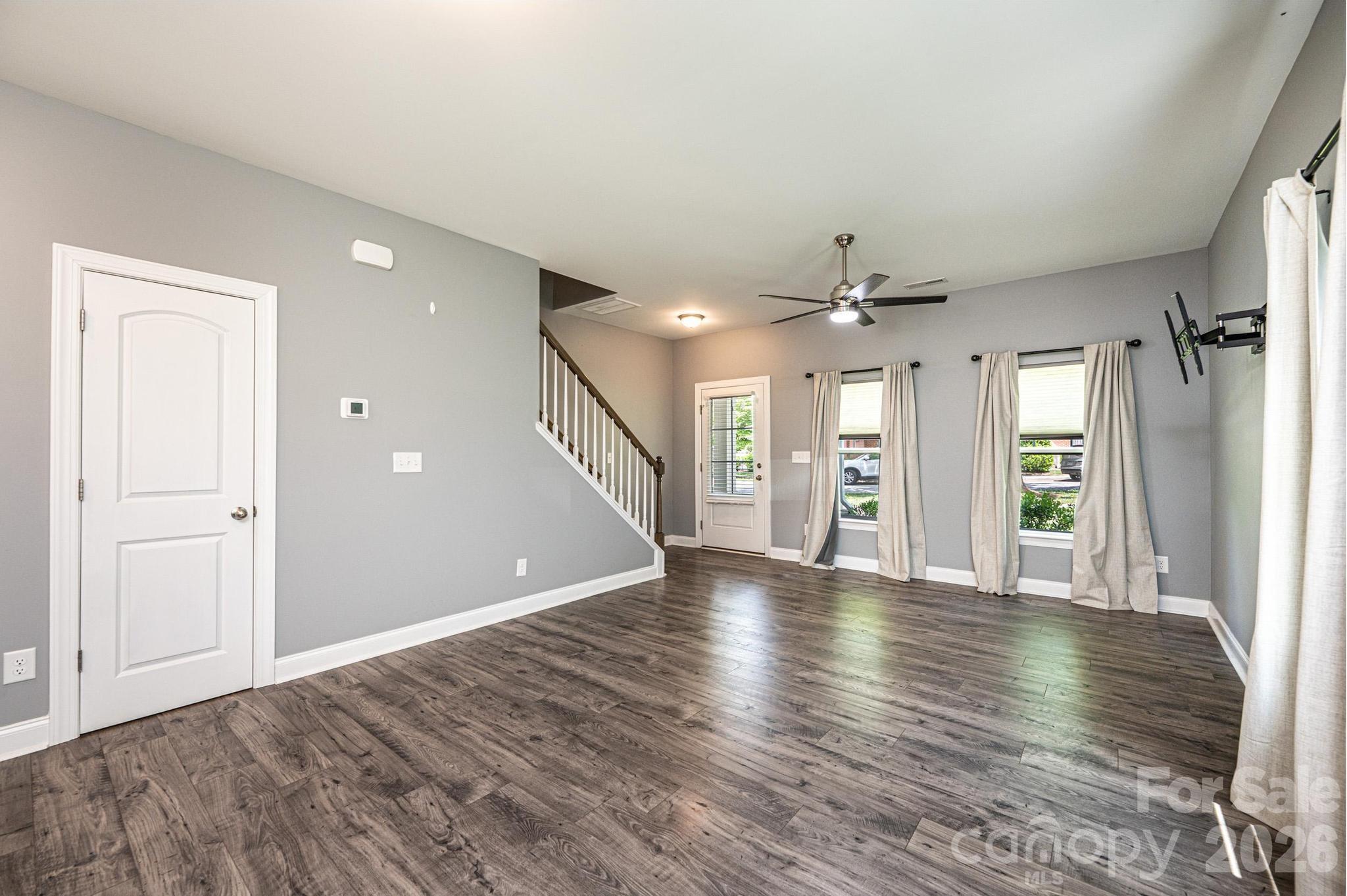 1809 Edgewater Drive Property Photo 14