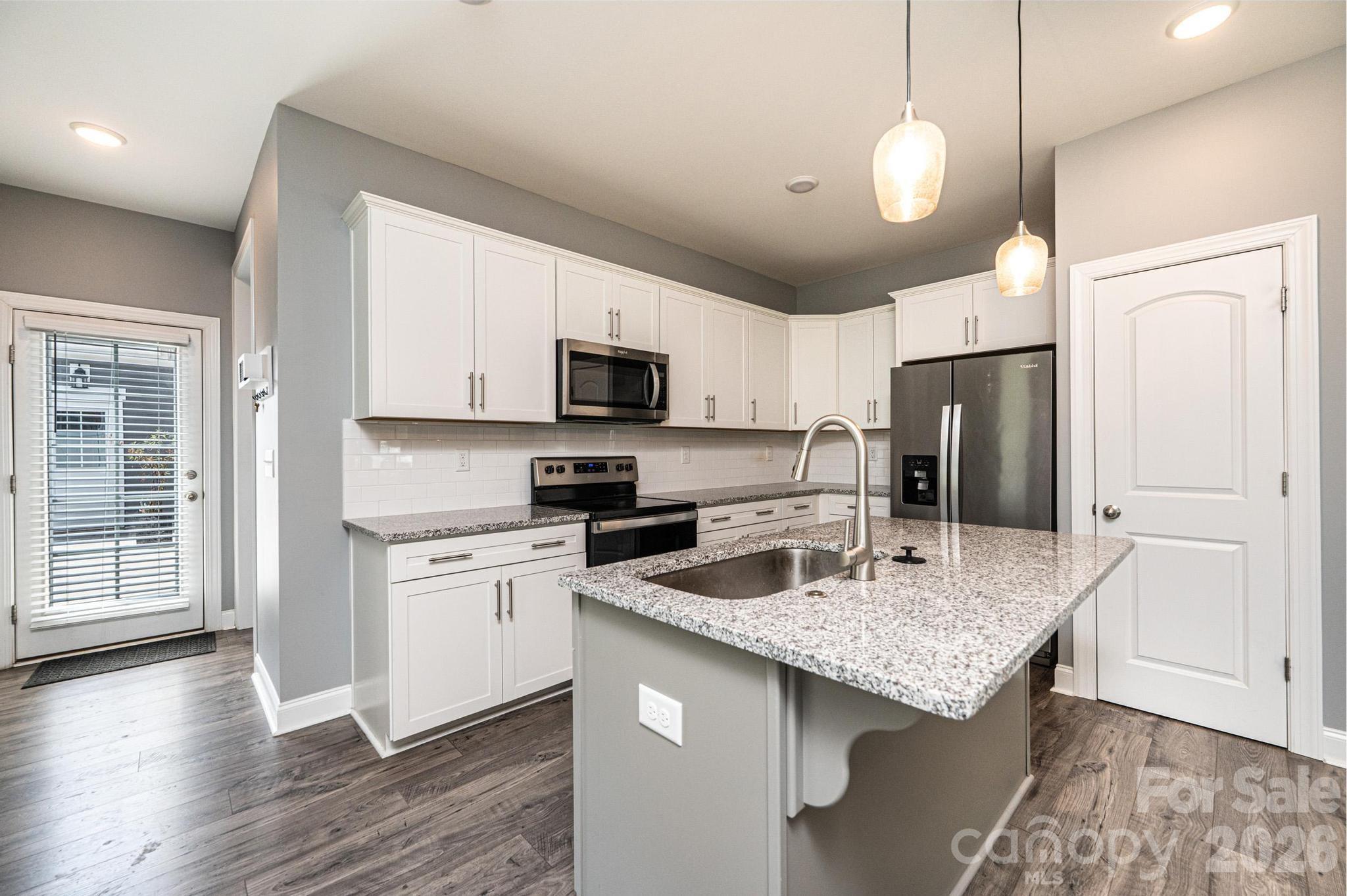 1809 Edgewater Drive Property Photo 16