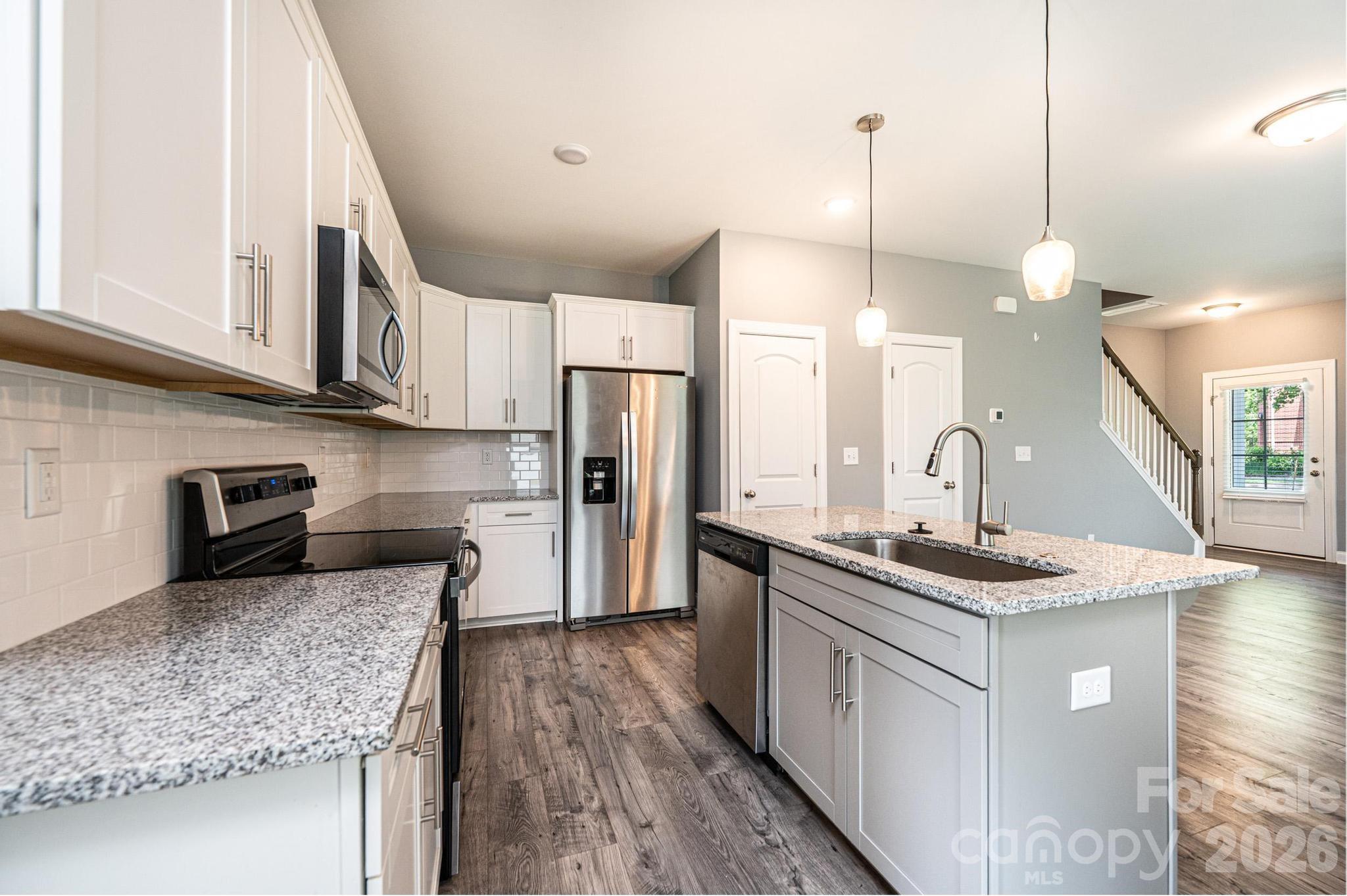 1809 Edgewater Drive Property Photo 17