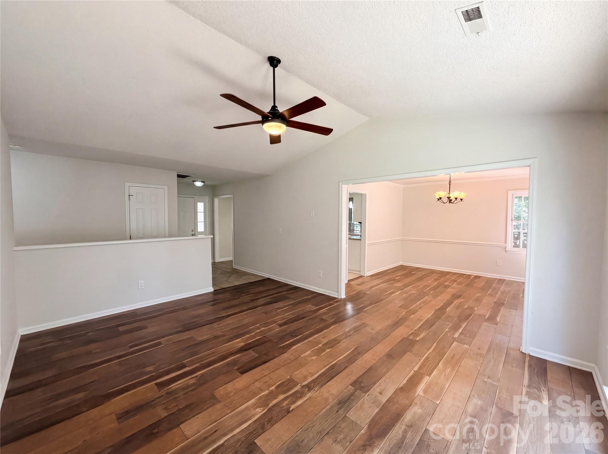 13622 Tynecastle Lane Property Photo 6