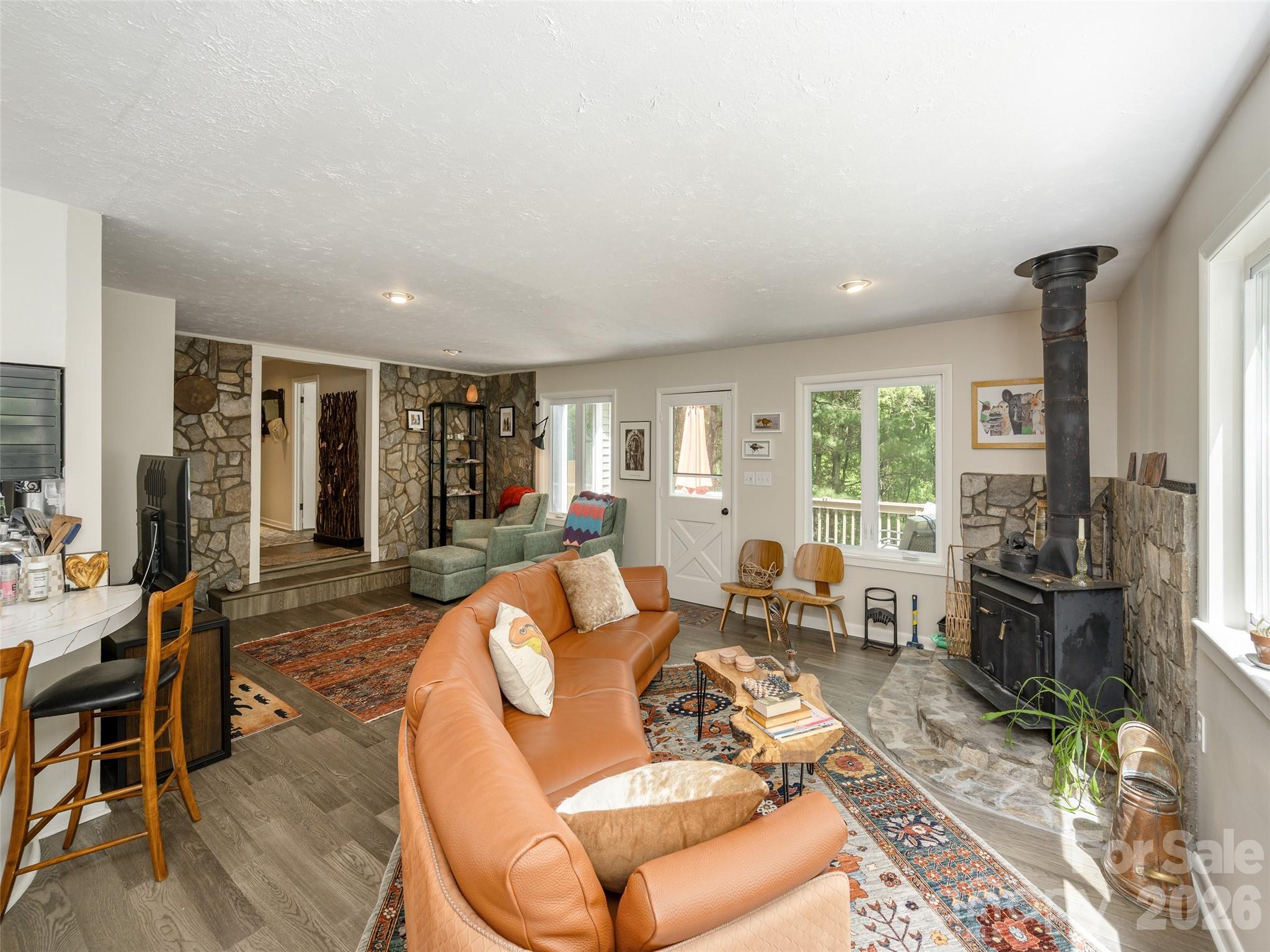 411 Patton Mountain Road Property Photo 2