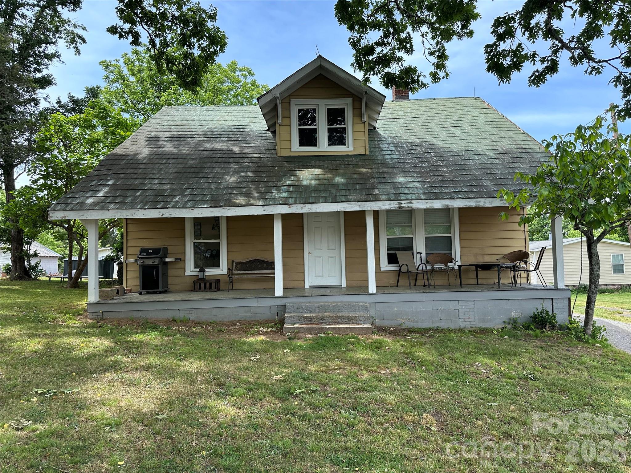 5149 Boone Trail Property Photo 1