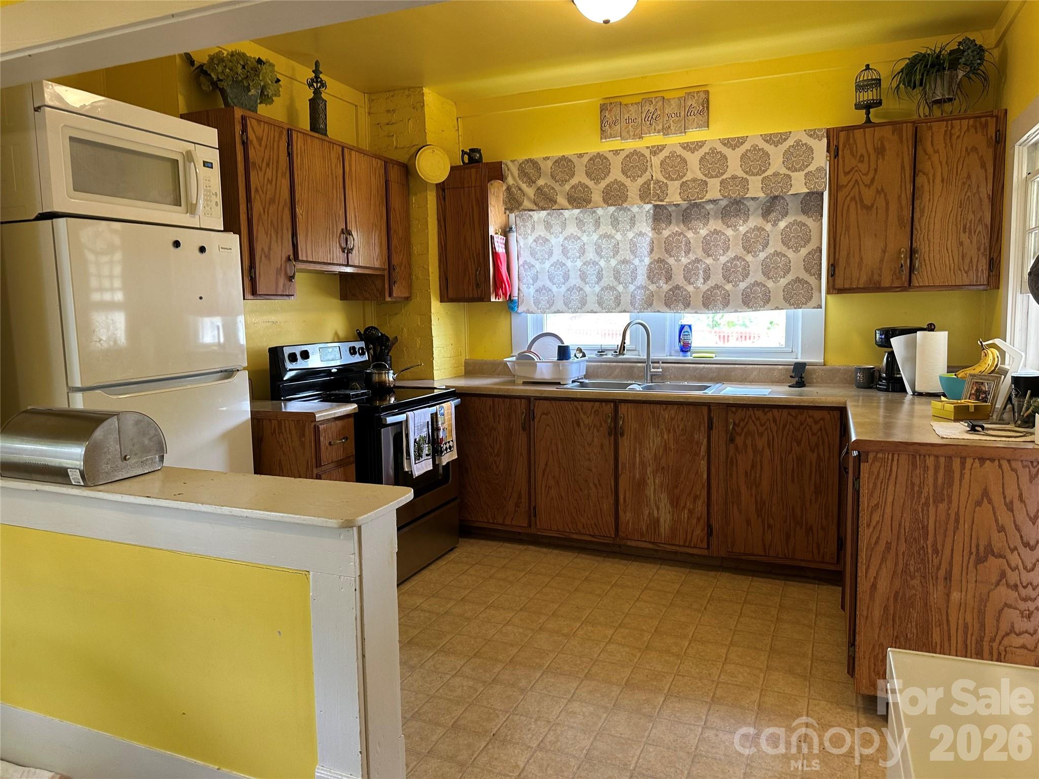 5149 Boone Trail Property Photo 4