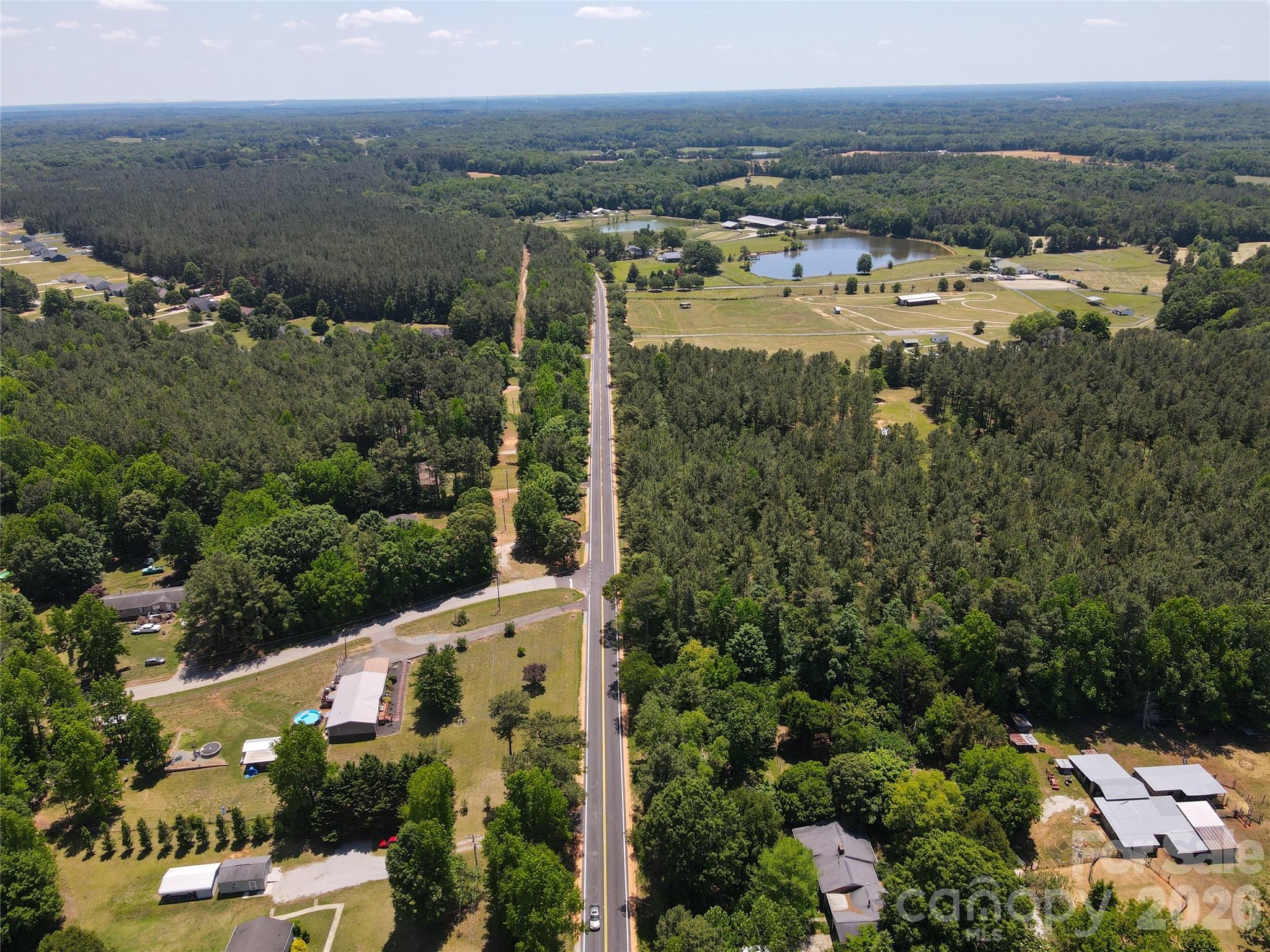 2597 N Rocky River Road Property Photo 4