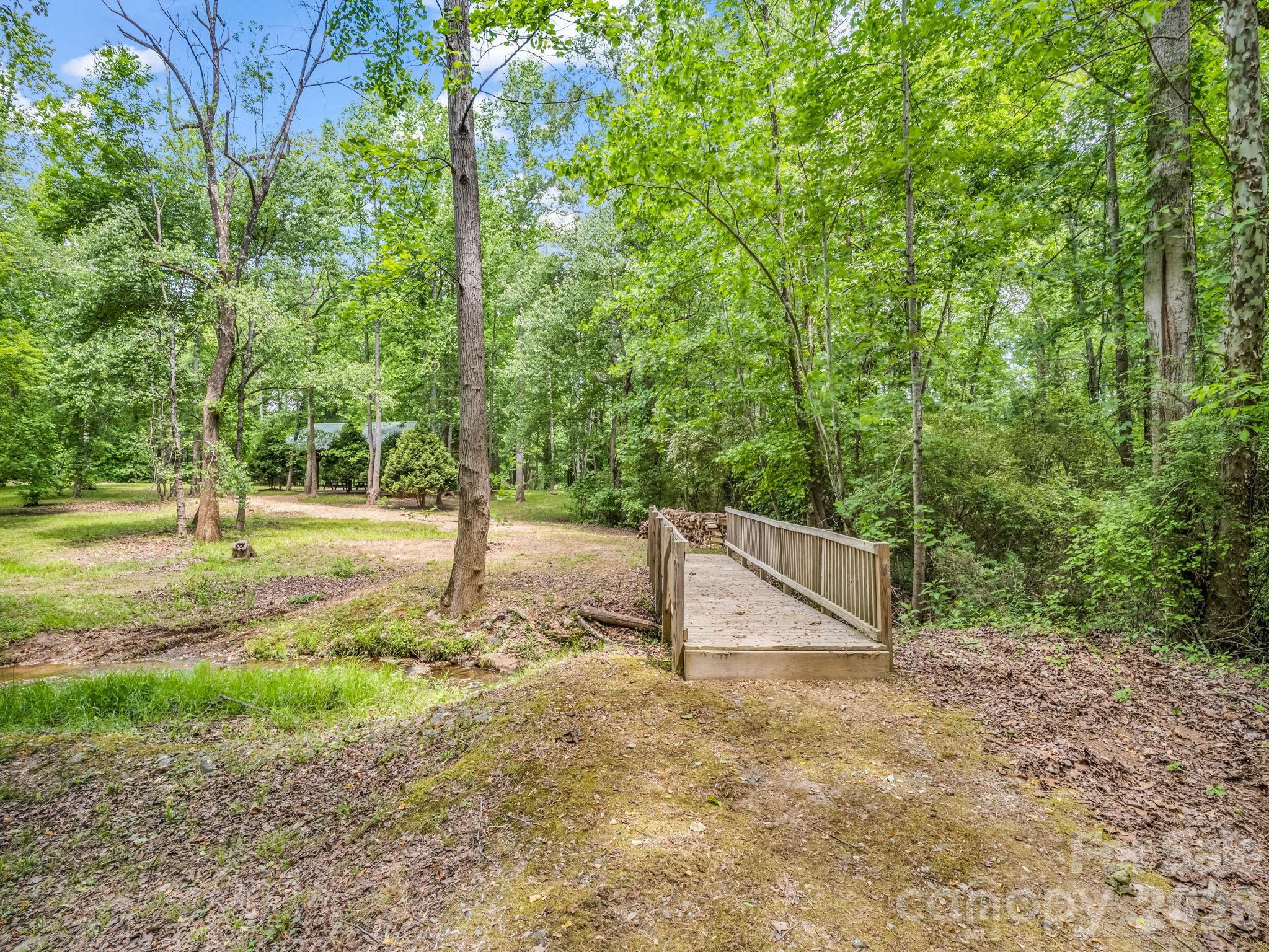 111 Cranberry Lane Property Photo 15