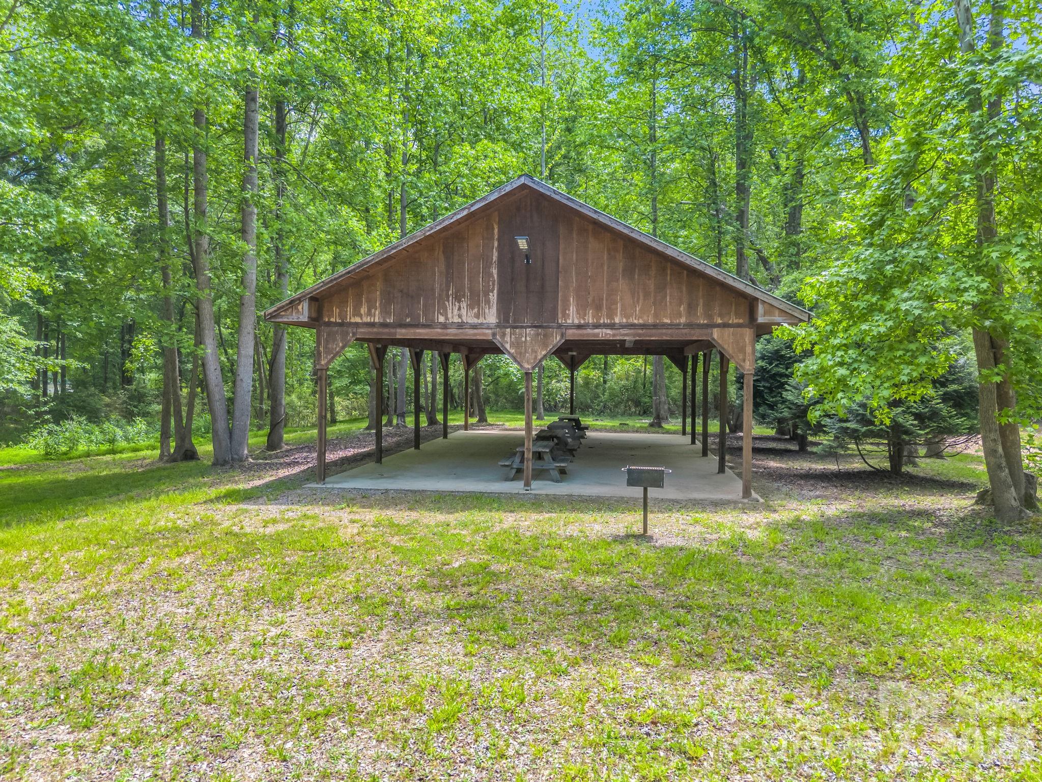 111 Cranberry Lane Property Photo 17